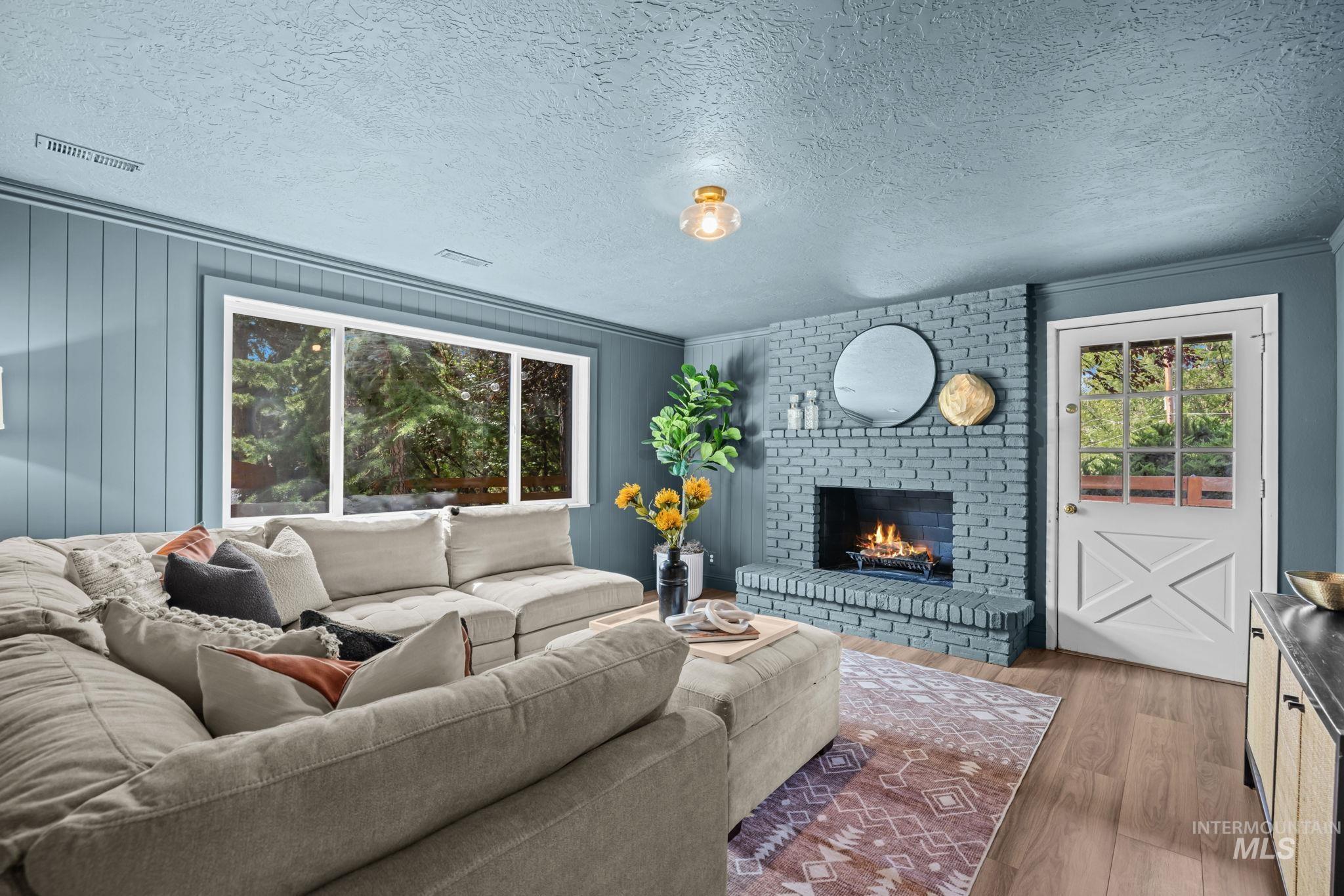 3133 N Hillway Dr, Boise, Idaho 83702, 4 Bedrooms, 3 Bathrooms, Residential For Sale, Price $749,900,MLS 98998925