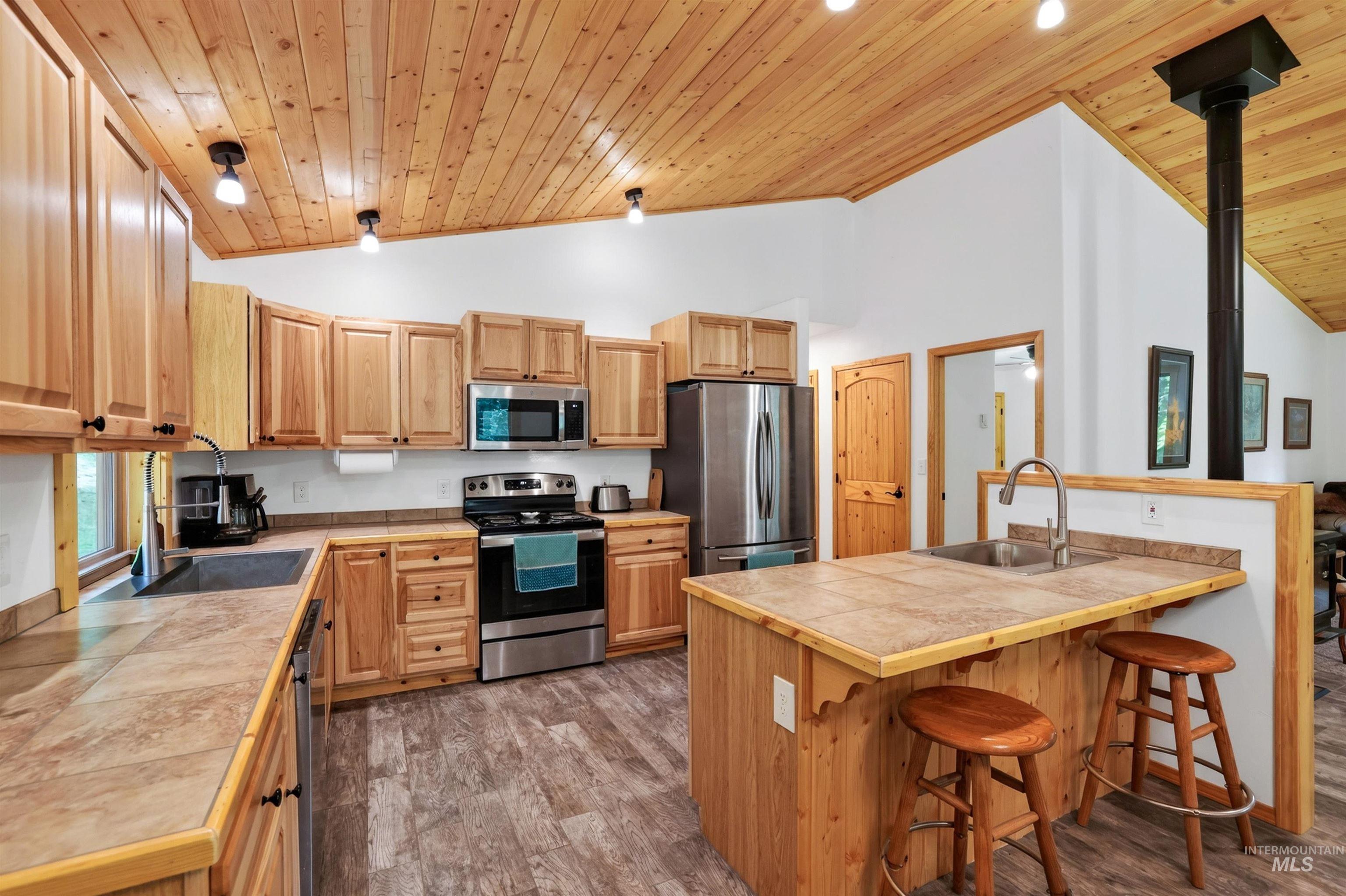 4025 Little Salmon Ct, New Meadows, Idaho 83654, 3 Bedrooms, 2 Bathrooms, Residential For Sale, Price $775,000,MLS 98998927