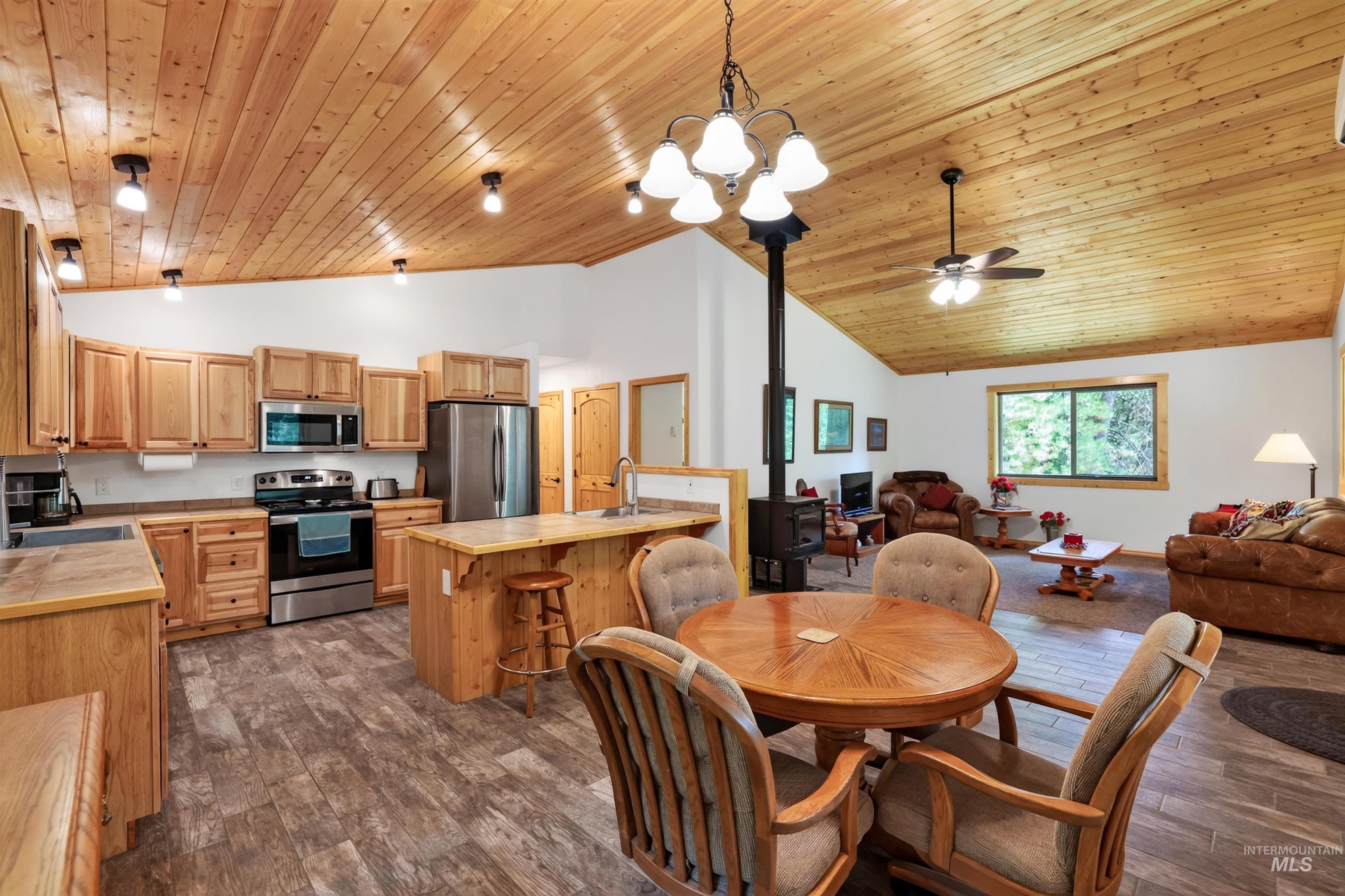 4025 Little Salmon Ct, New Meadows, Idaho 83654, 3 Bedrooms, 2 Bathrooms, Residential For Sale, Price $775,000,MLS 98998927