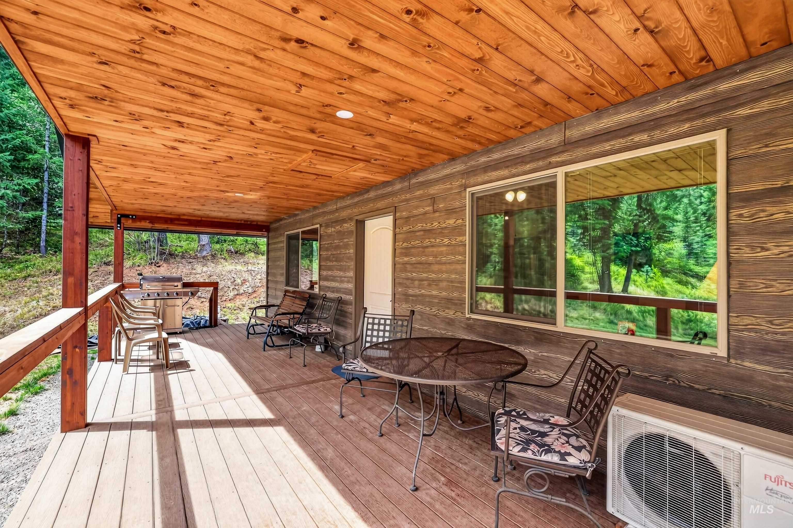 4025 Little Salmon Ct, New Meadows, Idaho 83654, 3 Bedrooms, 2 Bathrooms, Residential For Sale, Price $775,000,MLS 98998927