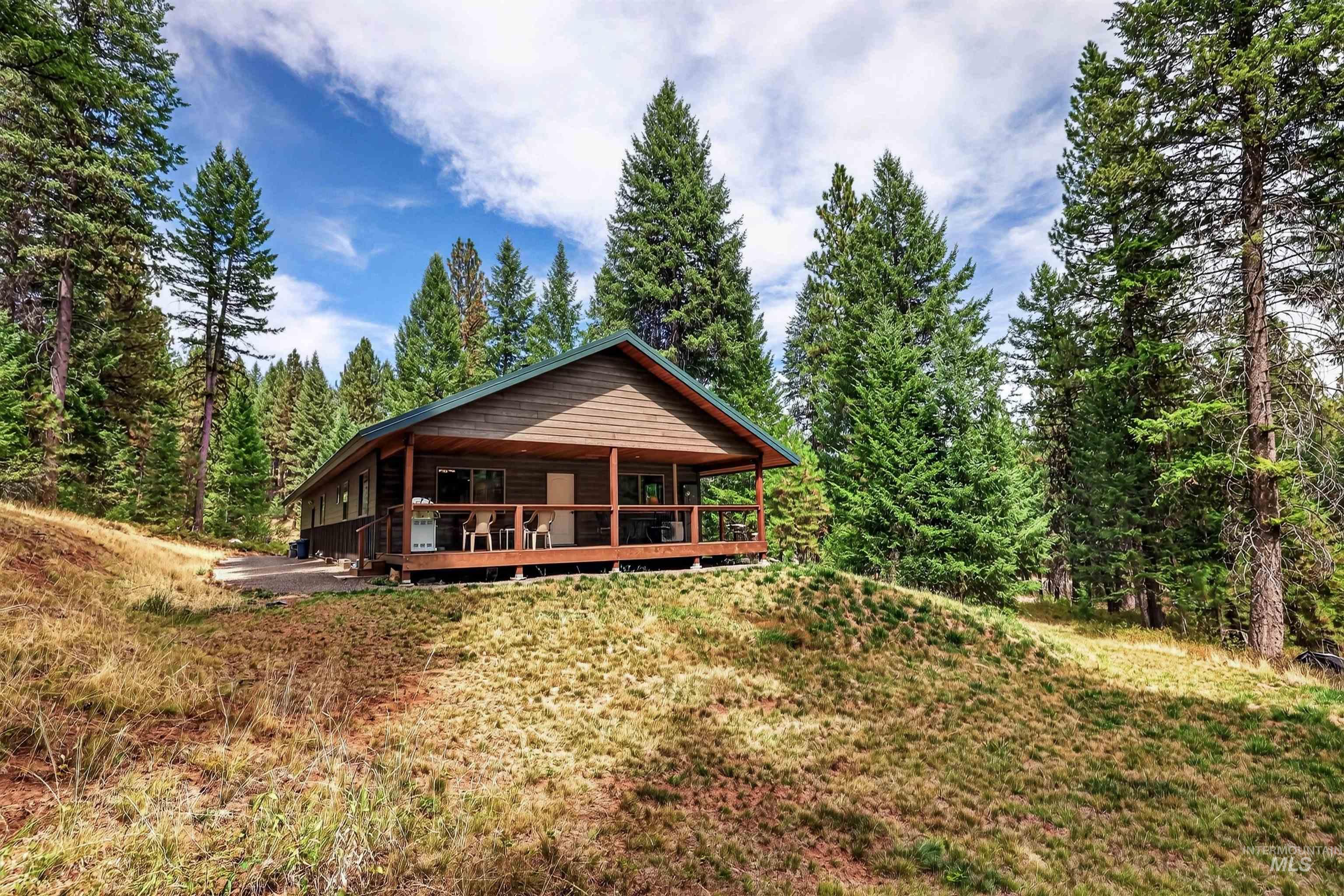 4025 Little Salmon Ct, New Meadows, Idaho 83654, 3 Bedrooms, 2 Bathrooms, Residential For Sale, Price $775,000,MLS 98998927
