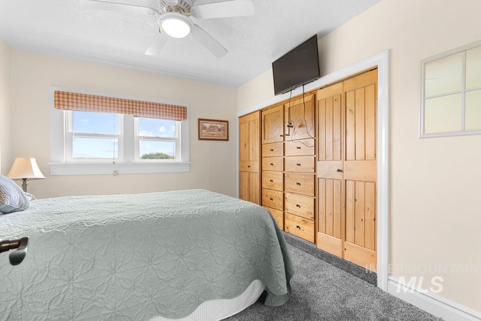 6500 SE 10th Avenue, Caldwell, Idaho 83607, 4 Bedrooms, 2 Bathrooms, Farm & Ranch For Sale, Price $899,900, 98998930