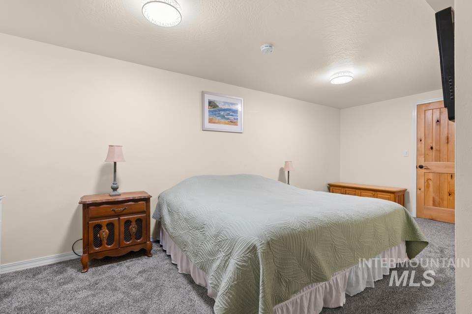 6500 SE 10th Avenue, Caldwell, Idaho 83607, 4 Bedrooms, 2 Bathrooms, Farm & Ranch For Sale, Price $899,900, 98998930