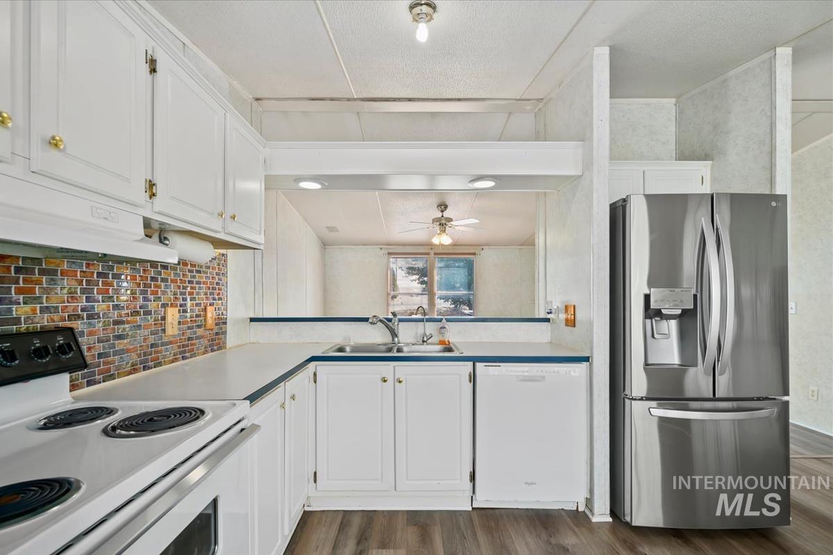 6321 Shari Hill, Marsing, Idaho 83639, 3 Bedrooms, 2 Bathrooms, Residential For Sale, Price $324,900,MLS 98998932
