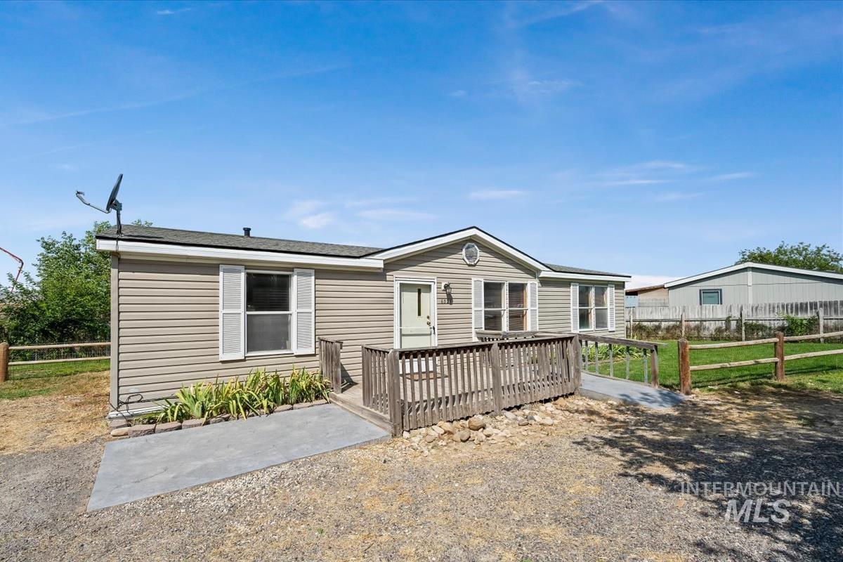 6321 Shari Hill, Marsing, Idaho 83639, 3 Bedrooms, 2 Bathrooms, Residential For Sale, Price $324,900,MLS 98998932