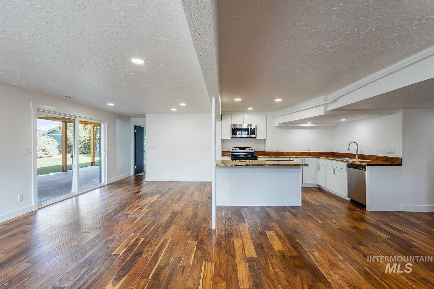 5100 W Bel Air St, Boise, Idaho 83705, 6 Bedrooms, 4 Bathrooms, Residential For Sale, Price $1,199,000,MLS 98998933