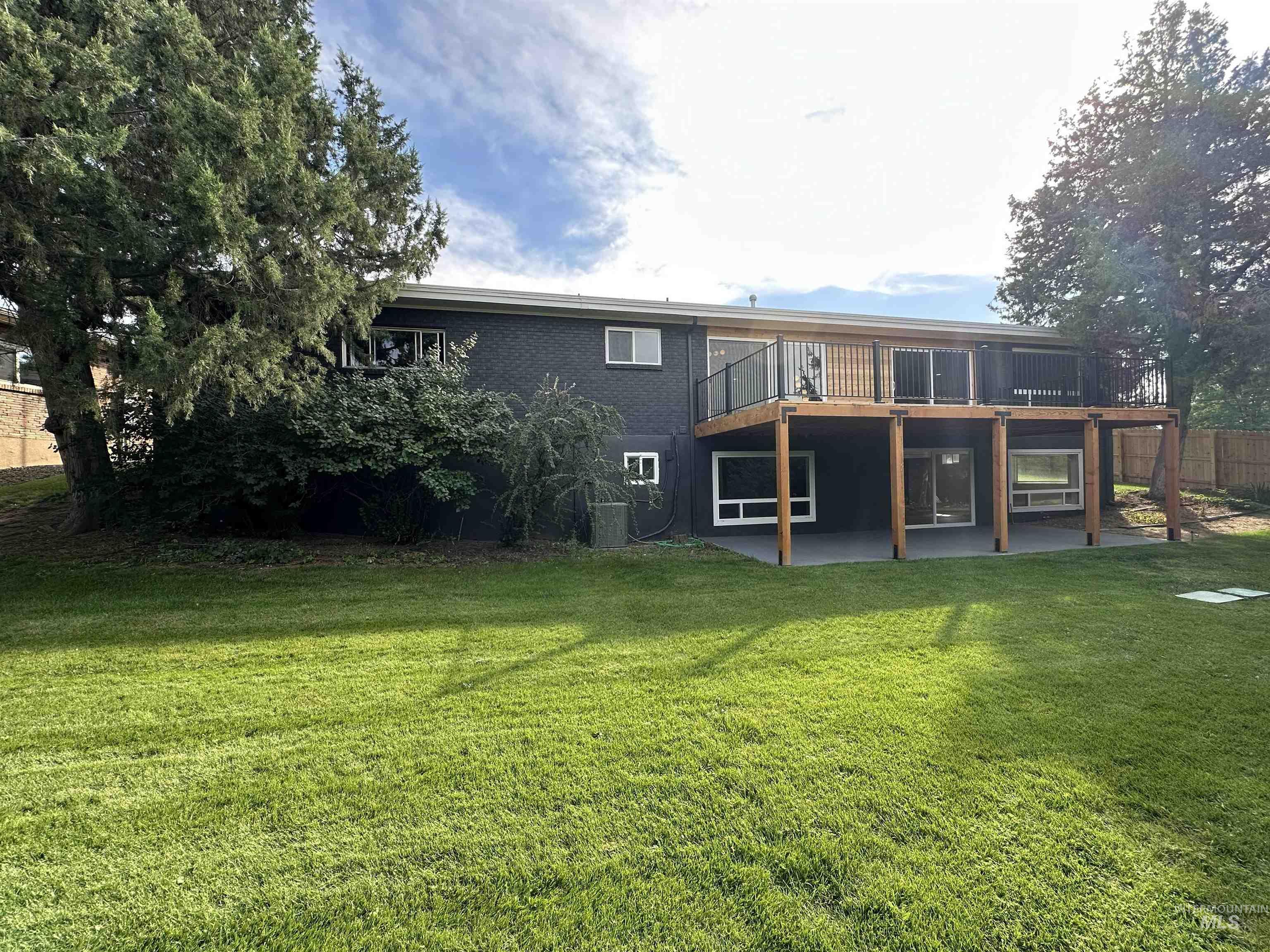5100 W Bel Air St, Boise, Idaho 83705, 6 Bedrooms, 4 Bathrooms, Residential For Sale, Price $1,199,000,MLS 98998933