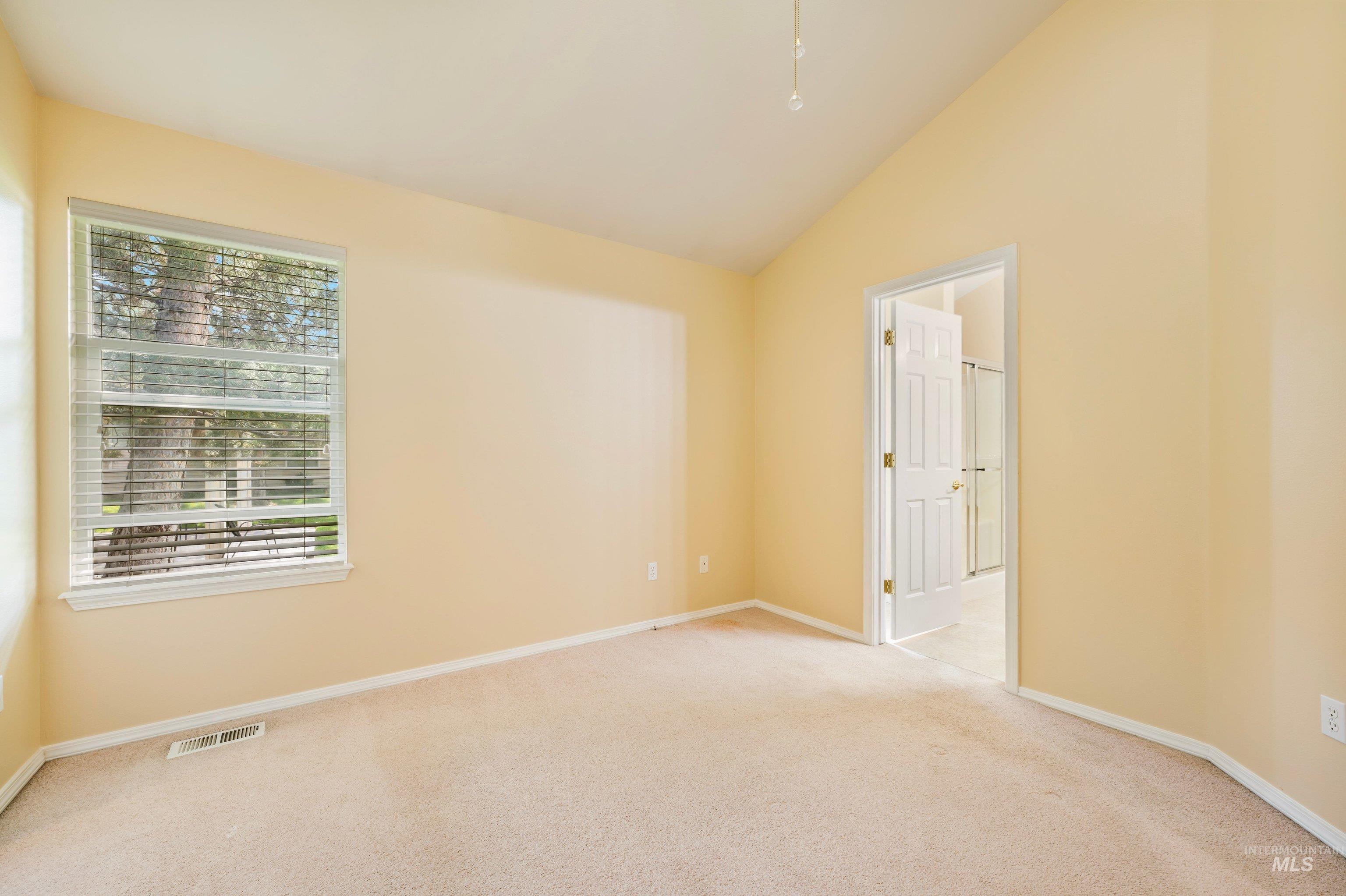 5058 Partagas Ave, Boise, Idaho 83703, 2 Bedrooms, 2 Bathrooms, Residential For Sale, Price $369,900,MLS 98998935
