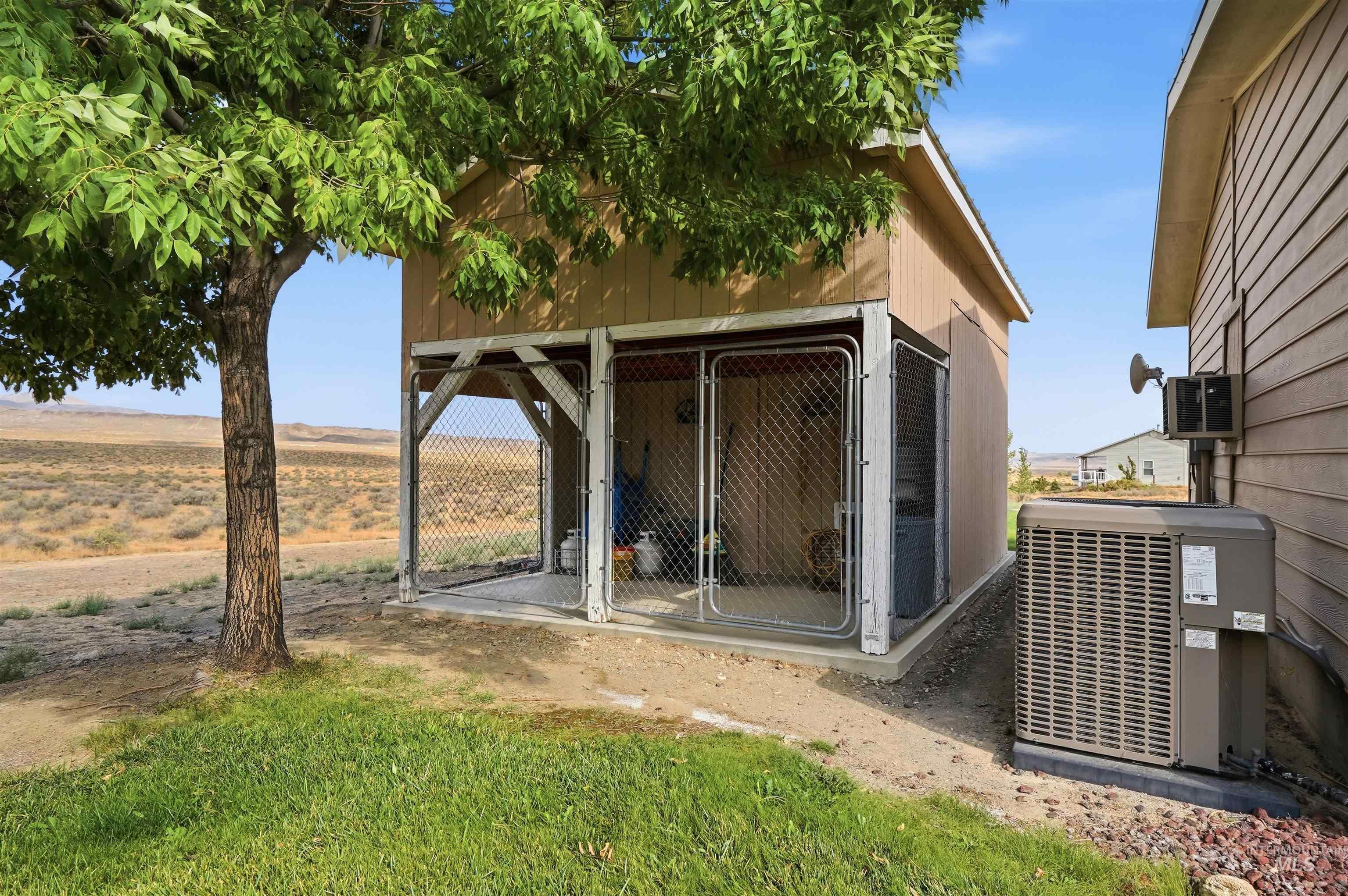 15513 War Eagle Rd, Murphy, Idaho 83650, 3 Bedrooms, 2 Bathrooms, Residential For Sale, Price $467,000, 98998939