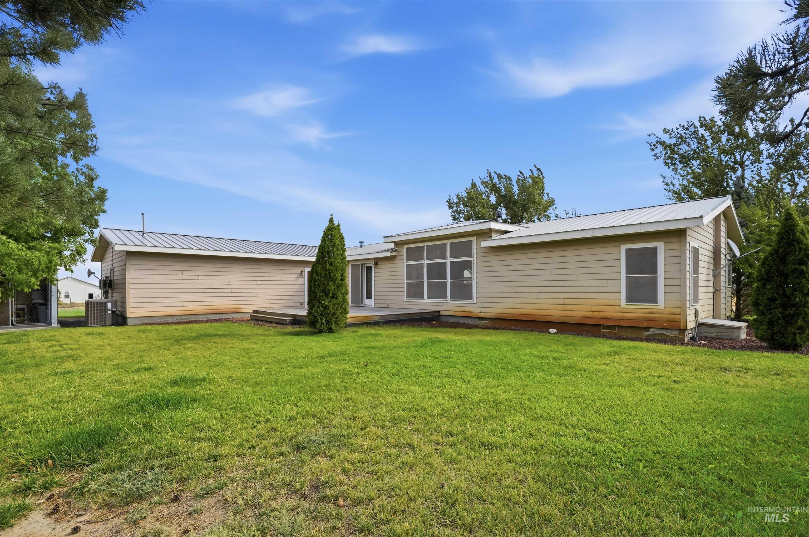 15513 War Eagle Rd, Murphy, Idaho 83650, 3 Bedrooms, 2 Bathrooms, Residential For Sale, Price $467,000, 98998939