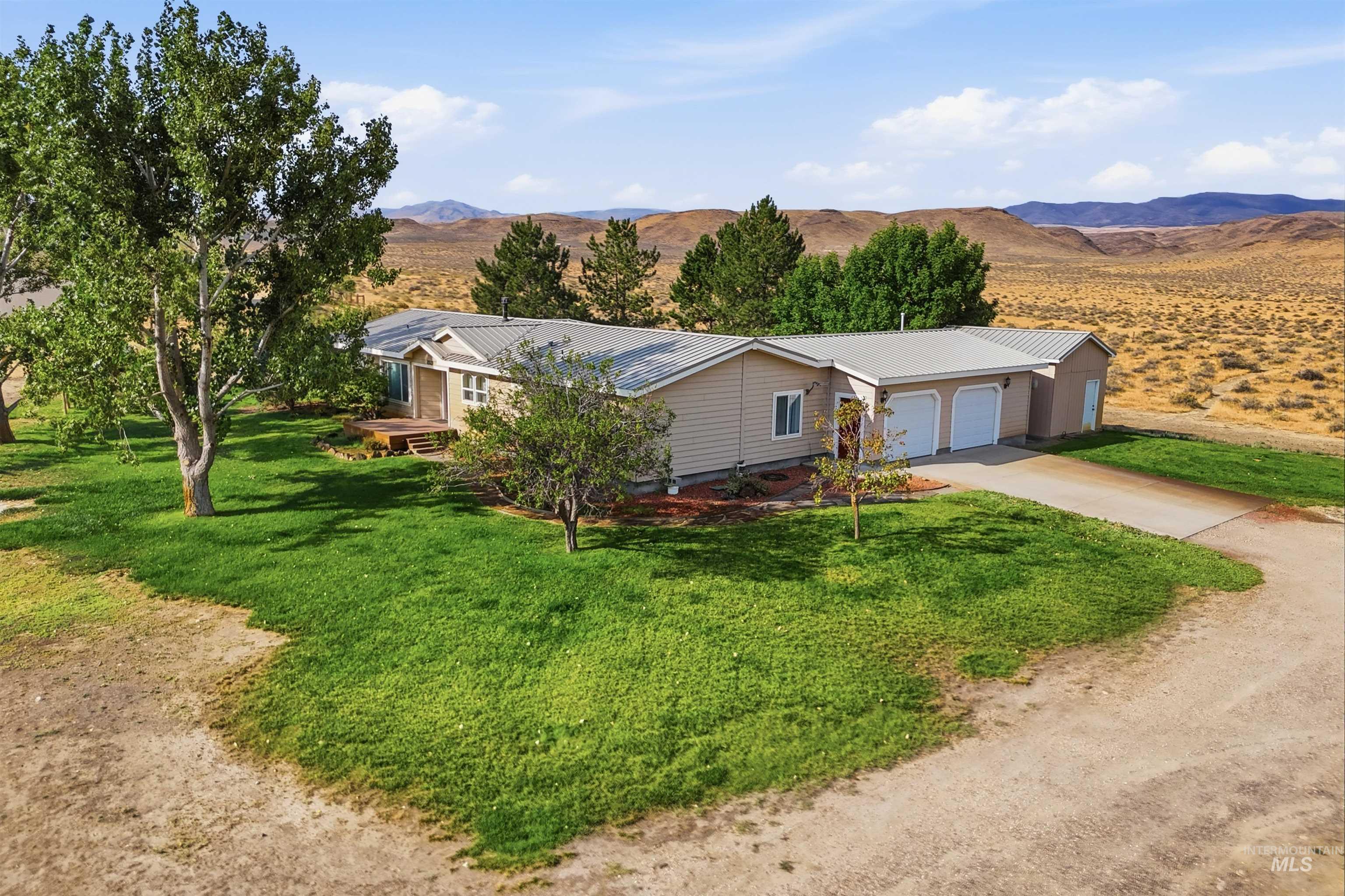 15513 War Eagle Rd, Murphy, Idaho 83650, 3 Bedrooms, 2 Bathrooms, Residential For Sale, Price $467,000, 98998939