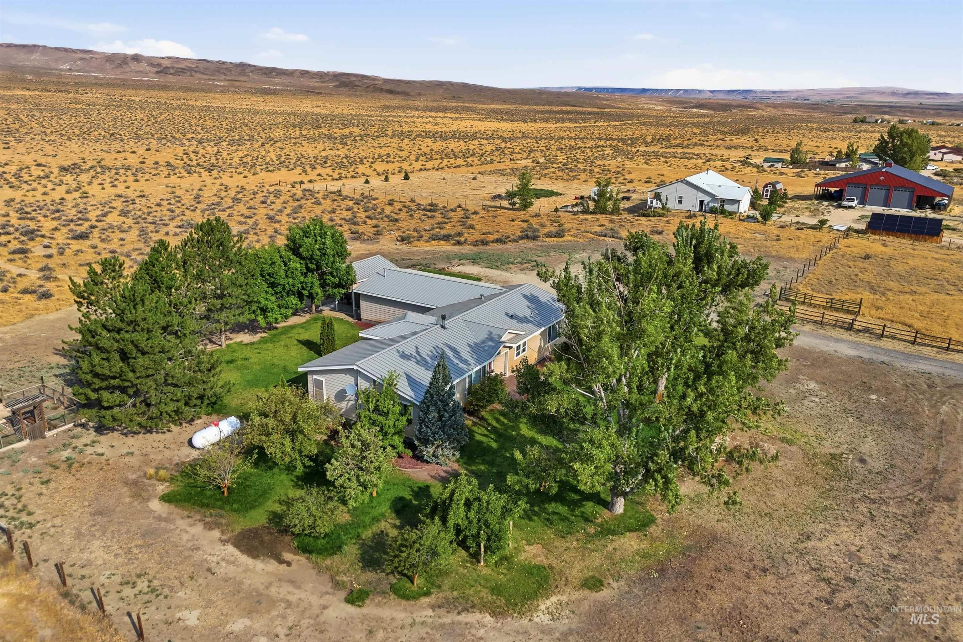 15513 War Eagle Rd, Murphy, Idaho 83650, 3 Bedrooms, 2 Bathrooms, Residential For Sale, Price $467,000, 98998939