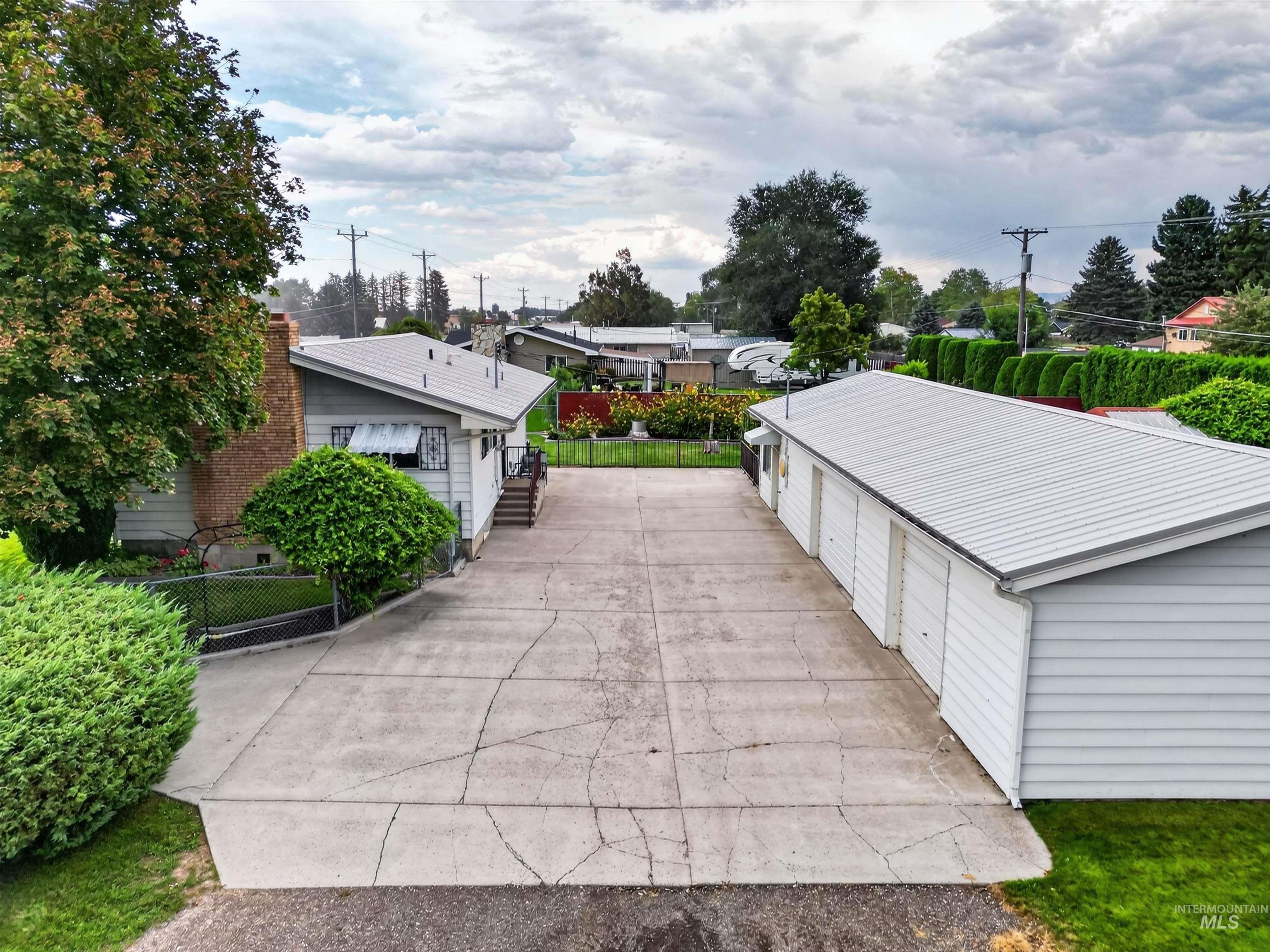 1741 21st St, Heyburn, Idaho 83336, 4 Bedrooms, 1 Bathroom, Residential For Sale, Price $325,000,MLS 98998940