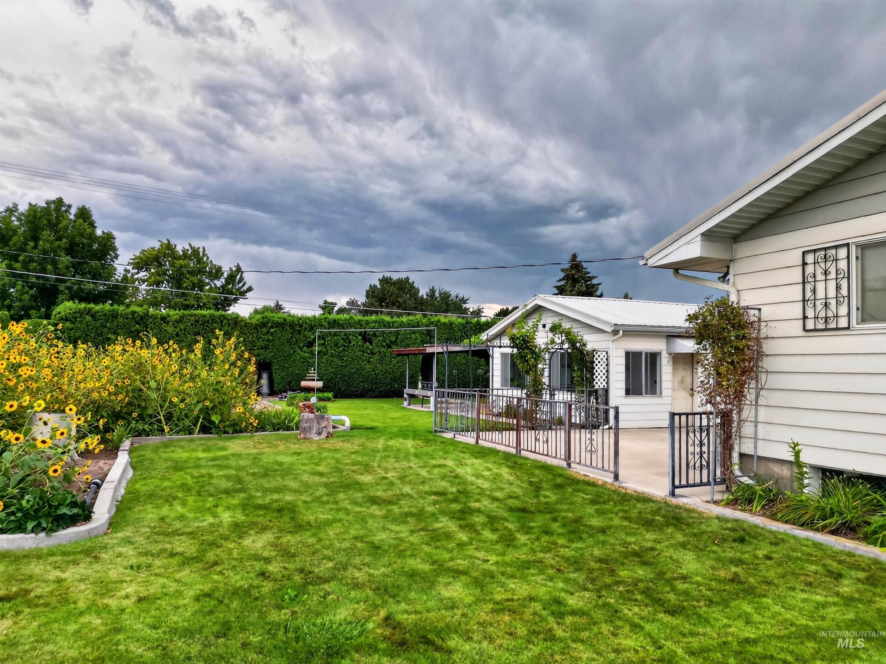 1741 21st St, Heyburn, Idaho 83336, 4 Bedrooms, 1 Bathroom, Residential For Sale, Price $325,000,MLS 98998940