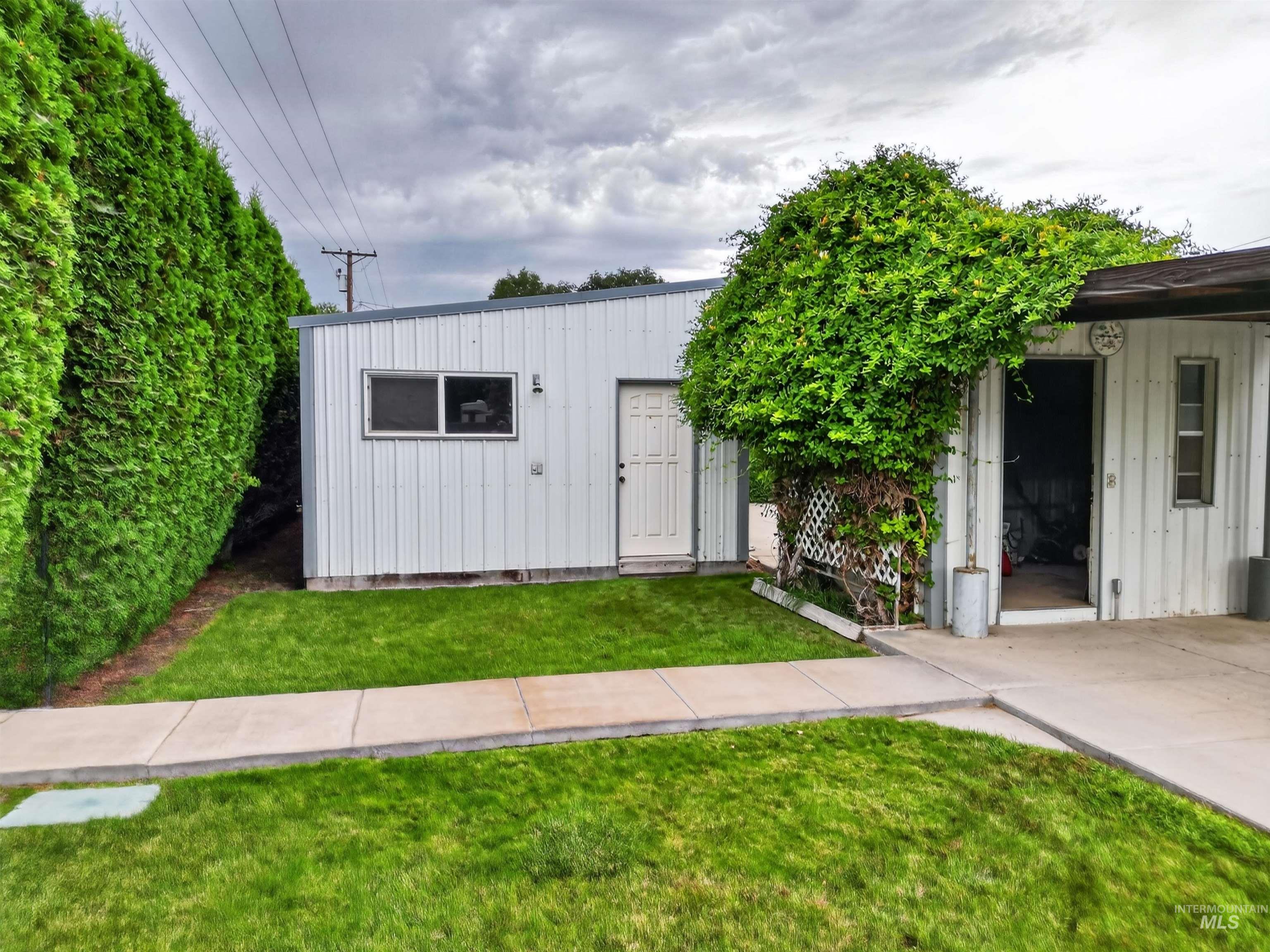 1741 21st St, Heyburn, Idaho 83336, 4 Bedrooms, 1 Bathroom, Residential For Sale, Price $325,000,MLS 98998940