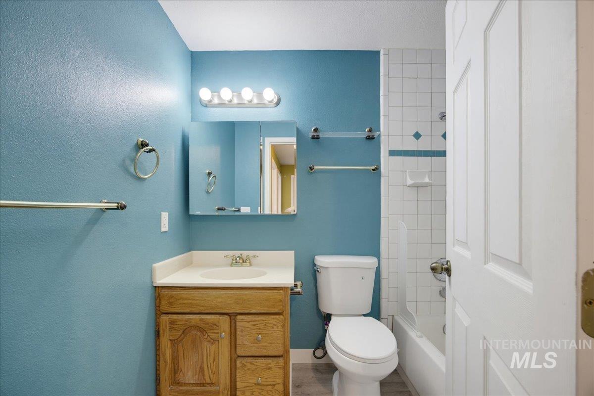 1142 S Phillippi St, Boise, Idaho 83705, 2 Bedrooms, 1 Bathroom, Residential For Sale, Price $259,000,MLS 98998941
