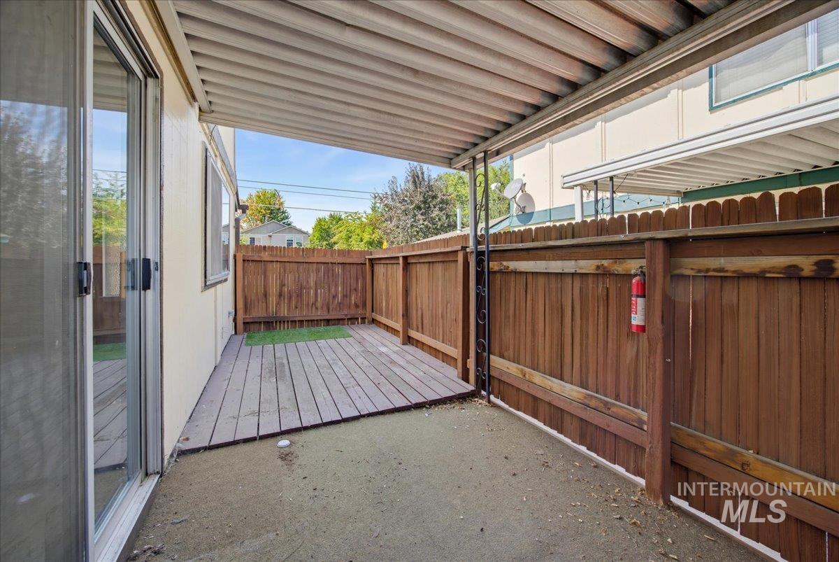 1142 S Phillippi St, Boise, Idaho 83705, 2 Bedrooms, 1 Bathroom, Residential For Sale, Price $259,000,MLS 98998941