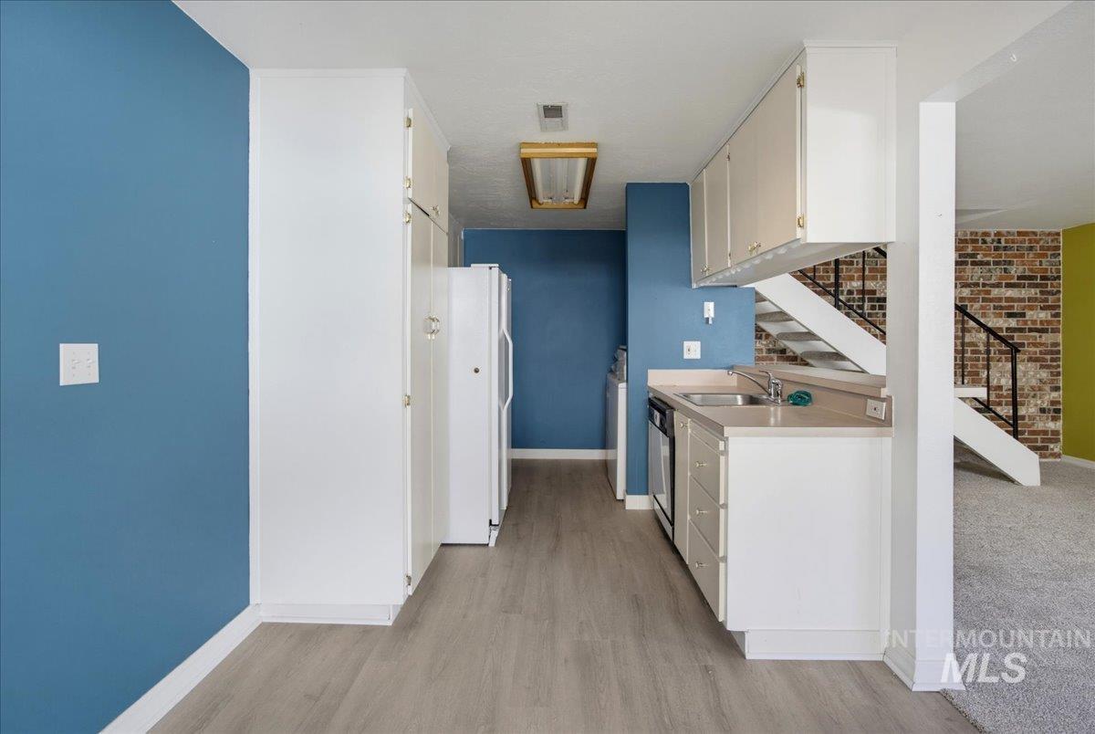 1142 S Phillippi St, Boise, Idaho 83705, 2 Bedrooms, 1 Bathroom, Residential For Sale, Price $259,000,MLS 98998941