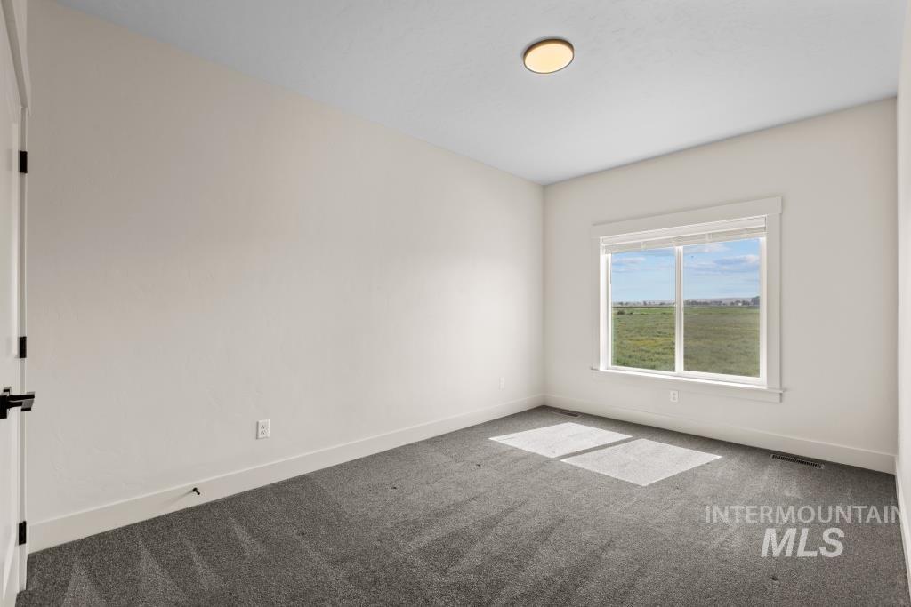 424 October Sky St, New Plymouth, Idaho 83655, 6 Bedrooms, 3.5 Bathrooms, Residential For Sale, Price $620,000, 98998942
