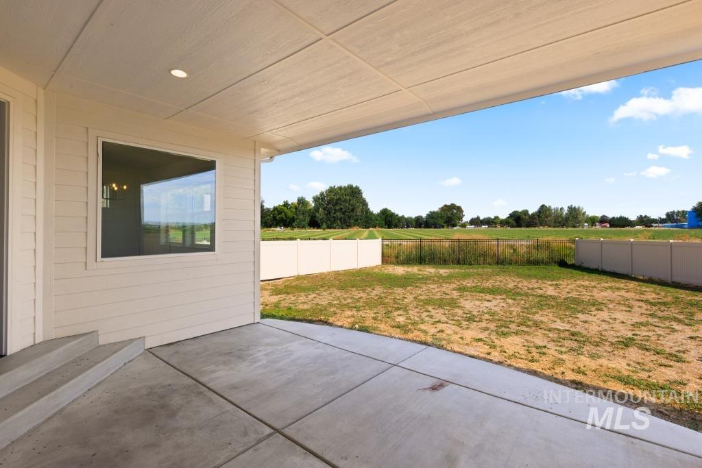 424 October Sky St, New Plymouth, Idaho 83655, 6 Bedrooms, 3.5 Bathrooms, Residential For Sale, Price $620,000, 98998942