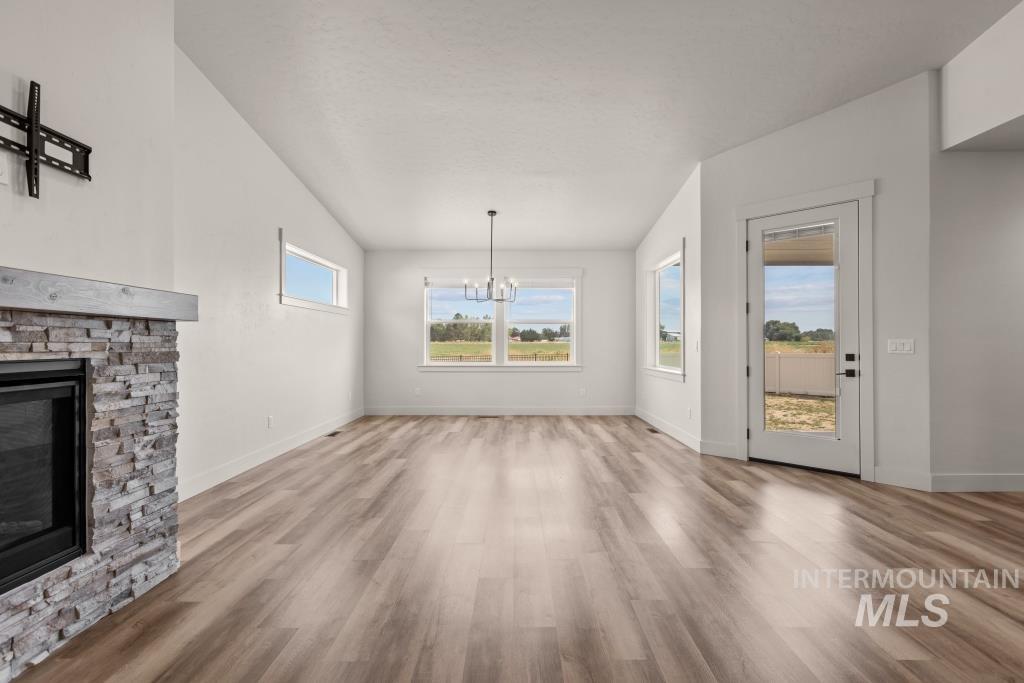 424 October Sky St, New Plymouth, Idaho 83655, 6 Bedrooms, 3.5 Bathrooms, Residential For Sale, Price $620,000, 98998942