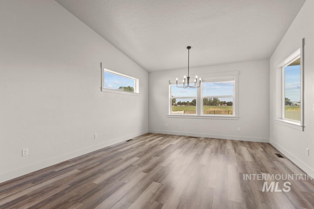 424 October Sky St, New Plymouth, Idaho 83655, 6 Bedrooms, 3.5 Bathrooms, Residential For Sale, Price $620,000, 98998942