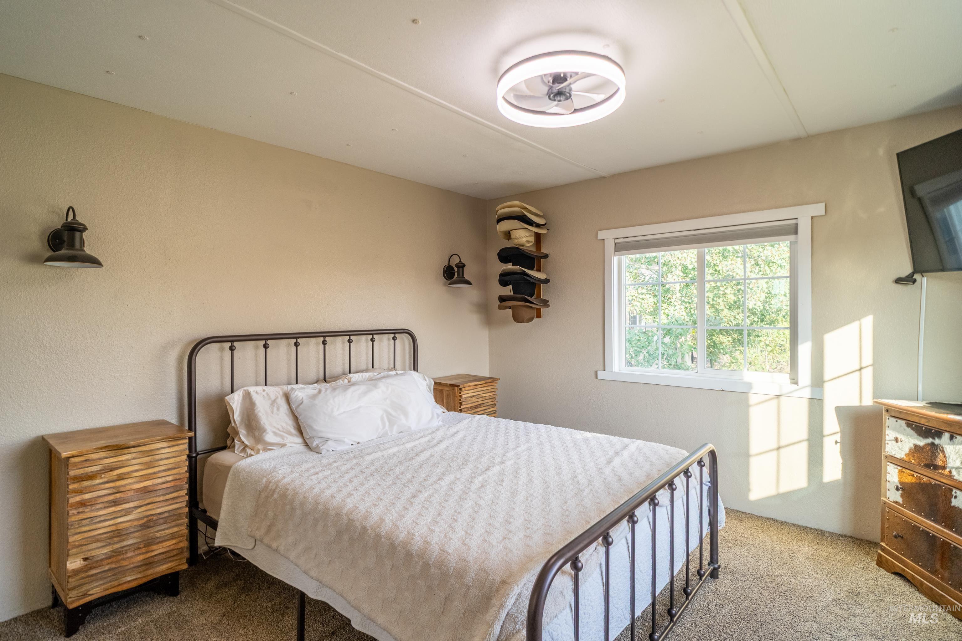 32240 Highway 129, Asotin, Washington 99402, 3 Bedrooms, 2 Bathrooms, Residential For Sale, Price $450,000, 98998944