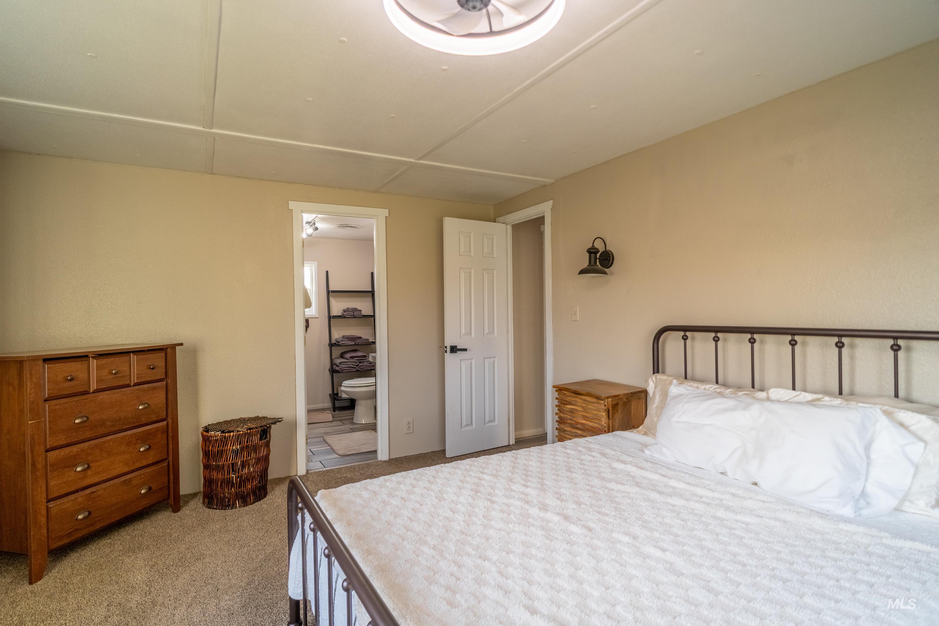 32240 Highway 129, Asotin, Washington 99402, 3 Bedrooms, 2 Bathrooms, Residential For Sale, Price $450,000, 98998944