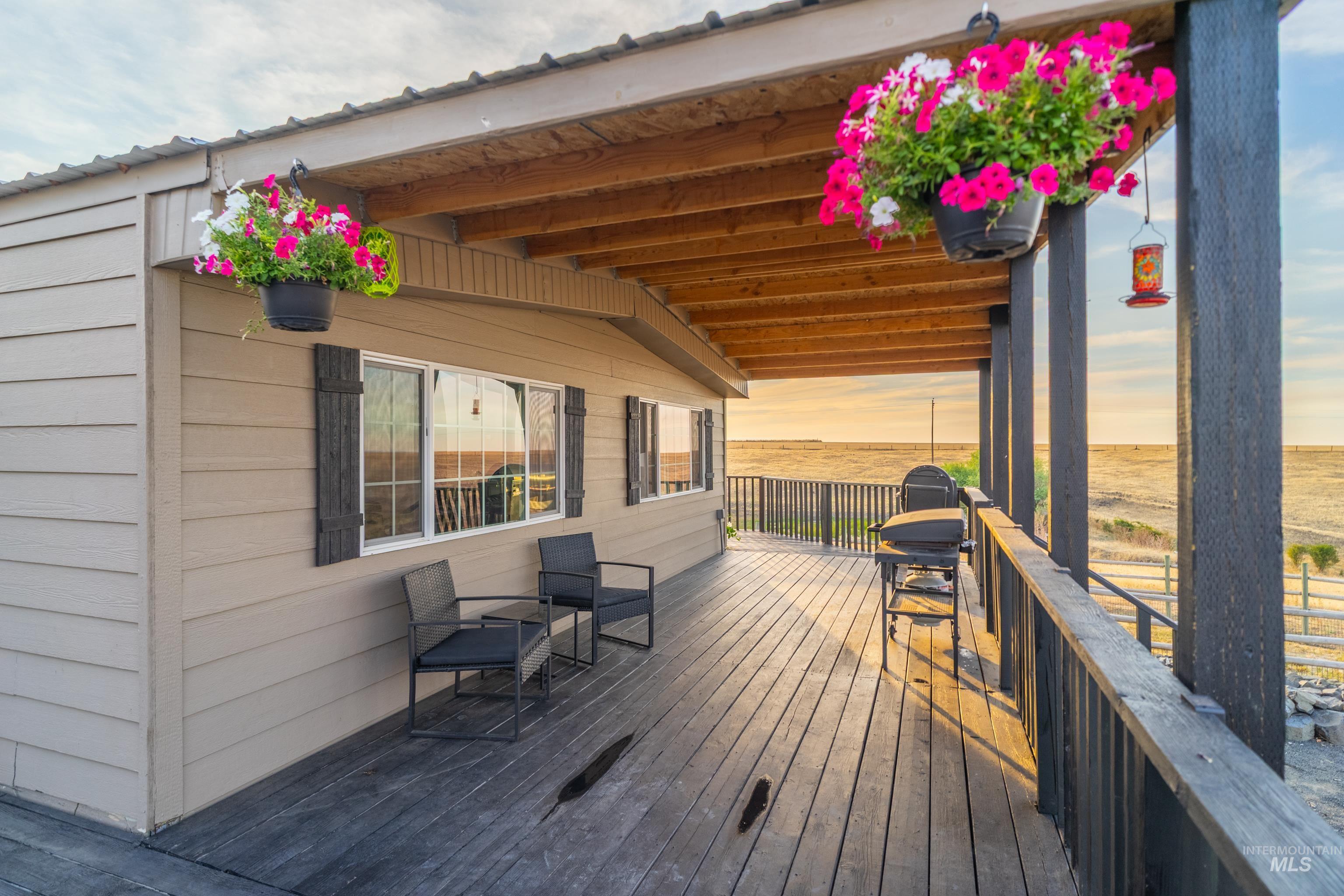 32240 Highway 129, Asotin, Washington 99402, 3 Bedrooms, 2 Bathrooms, Residential For Sale, Price $450,000, 98998944