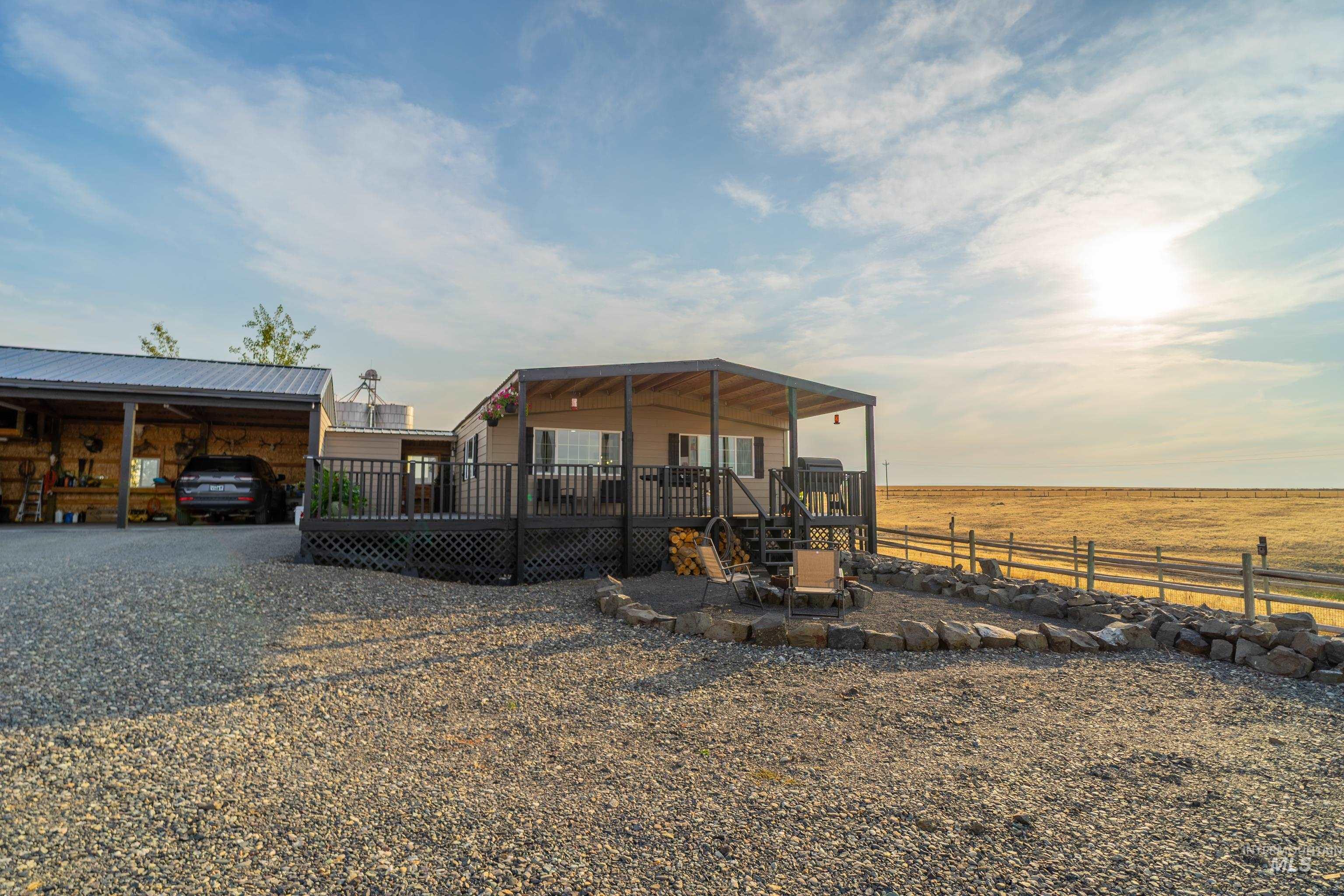 32240 Highway 129, Asotin, Washington 99402, 3 Bedrooms, 2 Bathrooms, Residential For Sale, Price $450,000, 98998944
