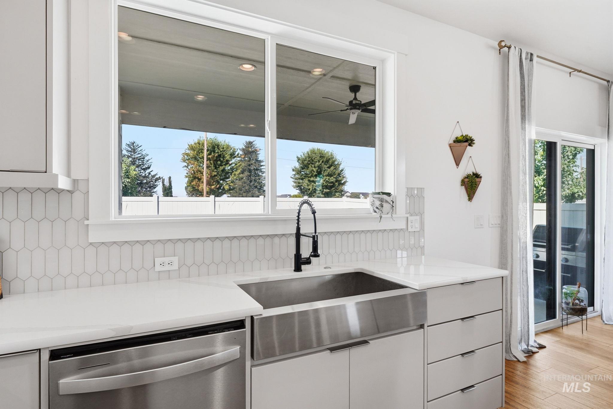 1817 N Burnam Ave, Star, Idaho 83669, 3 Bedrooms, 2.5 Bathrooms, Residential For Sale, Price $630,000,MLS 98998945