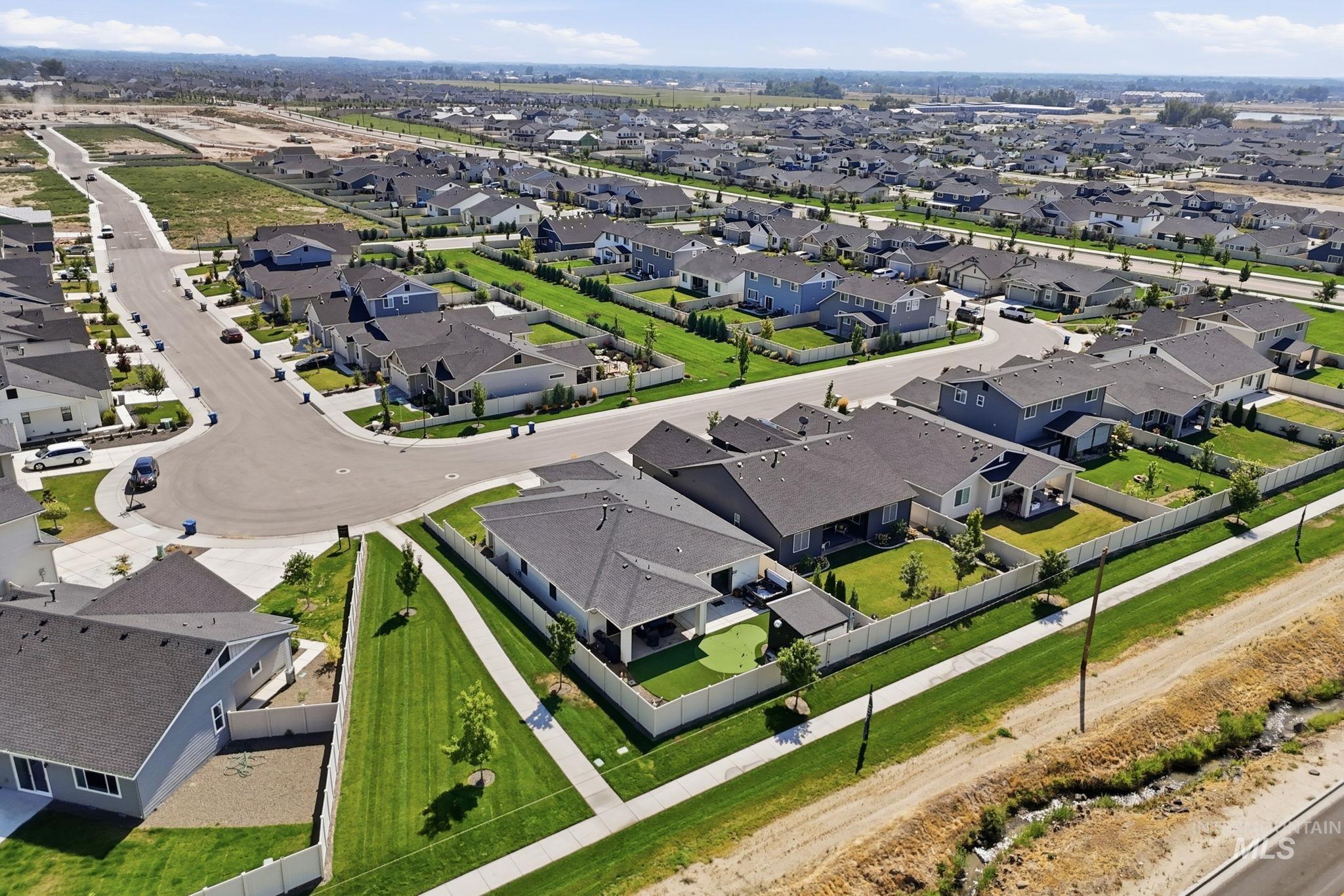 1817 N Burnam Ave, Star, Idaho 83669, 3 Bedrooms, 2.5 Bathrooms, Residential For Sale, Price $630,000,MLS 98998945
