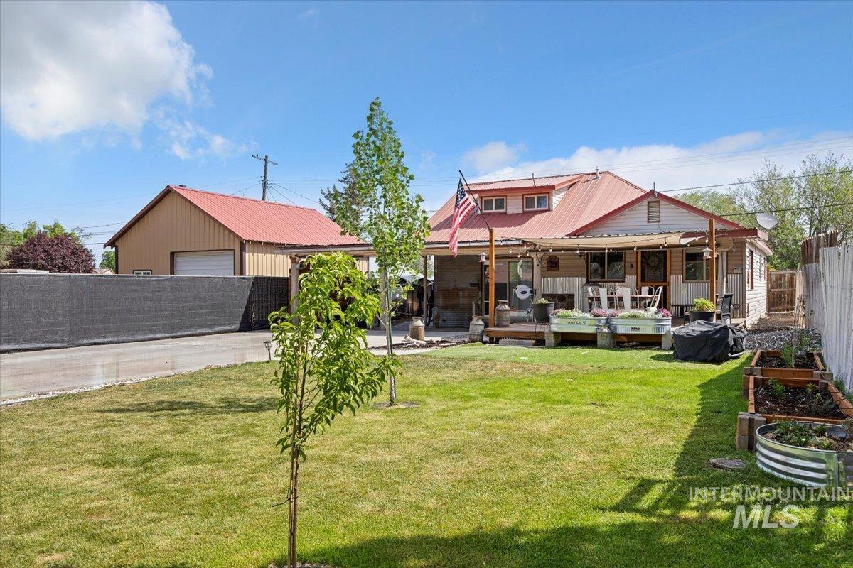 320 14th Ave N, Buhl, Idaho 83316, 3 Bedrooms, 1.5 Bathrooms, Residential For Sale, Price $289,900,MLS 98998947