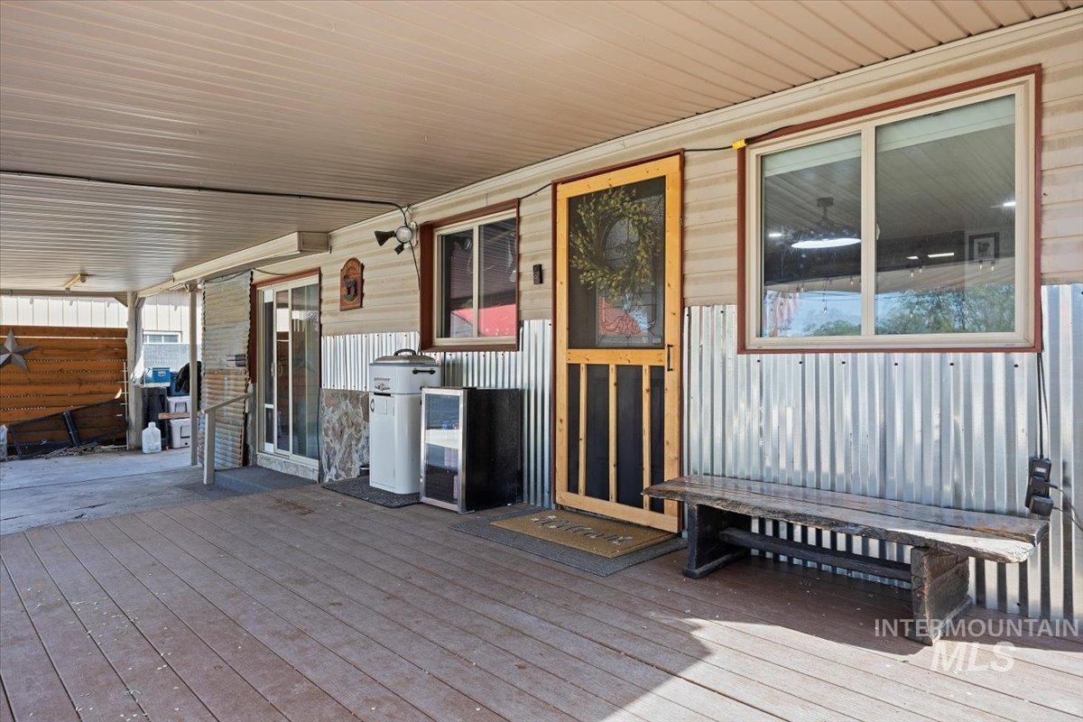 320 14th Ave N, Buhl, Idaho 83316, 3 Bedrooms, 1.5 Bathrooms, Residential For Sale, Price $289,900,MLS 98998947