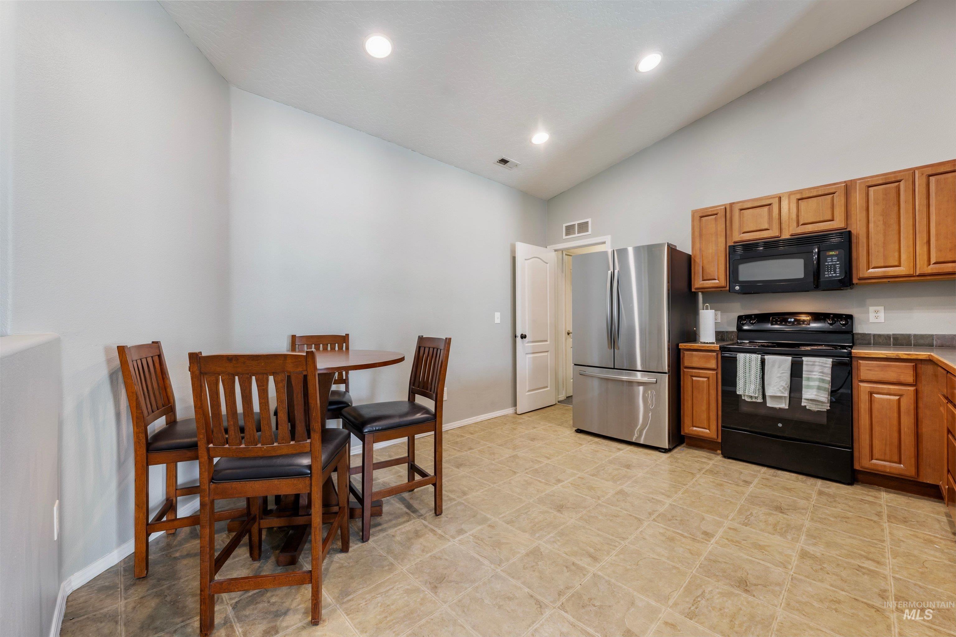 3119 Windward St, Caldwell, Idaho 83605, 3 Bedrooms, 2 Bathrooms, Residential For Sale, Price $365,000,MLS 98998948