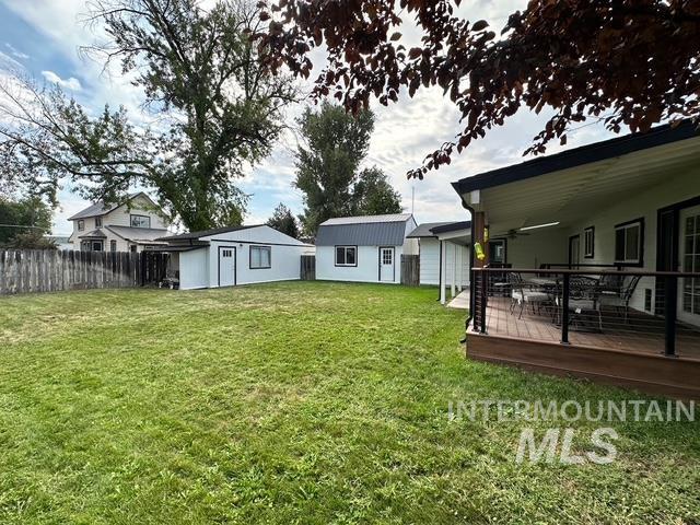 930 N 8th St, Payette, Idaho 83661, 3 Bedrooms, 3 Bathrooms, Residential For Sale, Price $335,000,MLS 98998949
