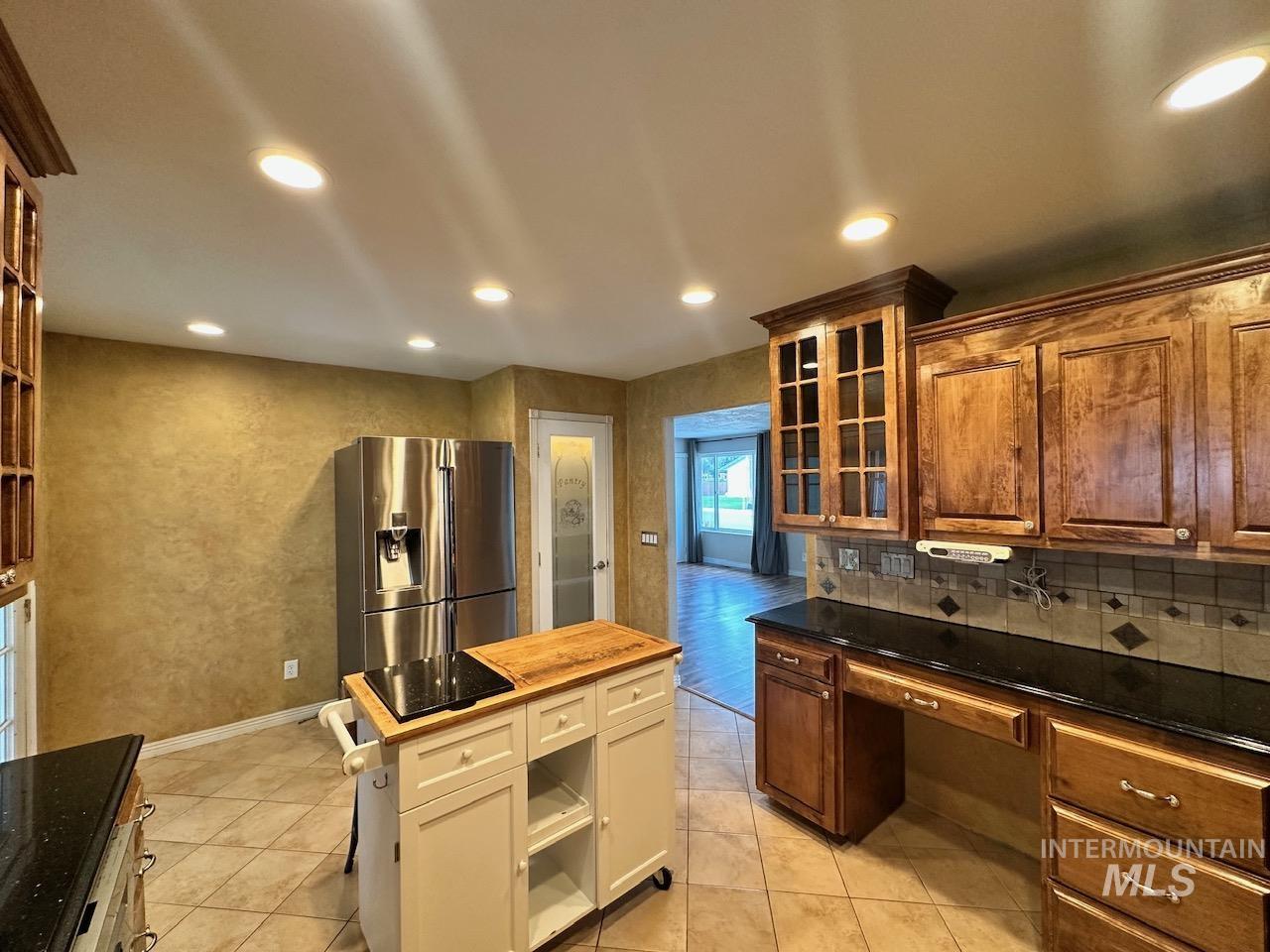 930 N 8th St, Payette, Idaho 83661, 3 Bedrooms, 3 Bathrooms, Residential For Sale, Price $335,000,MLS 98998949