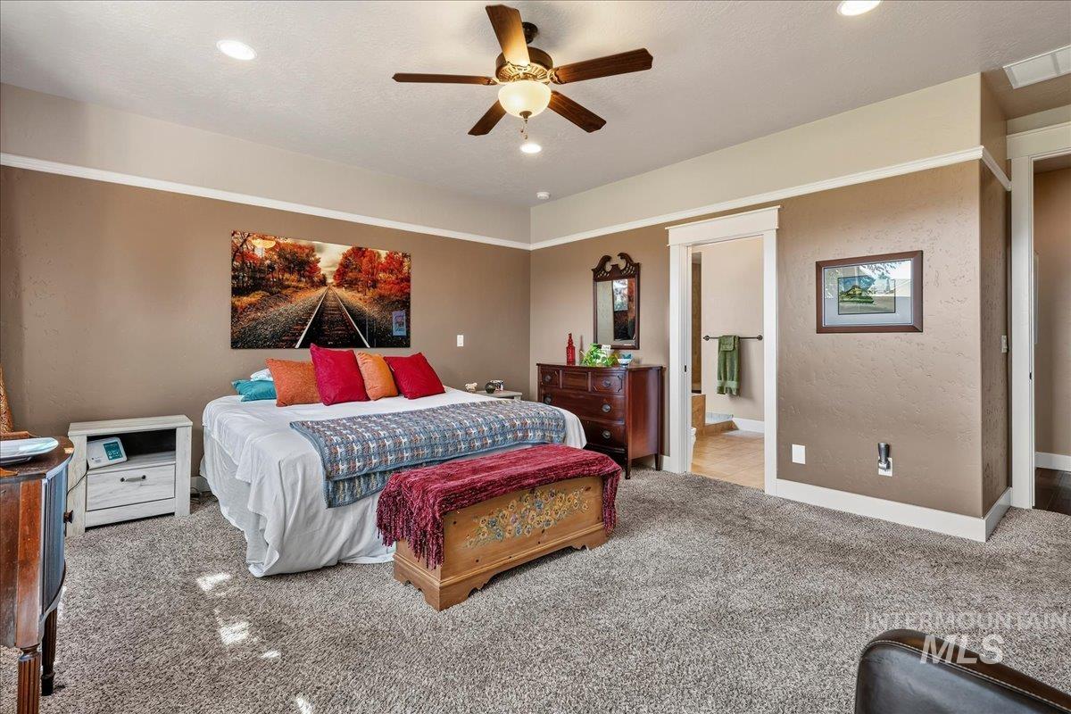 10165 W Purple Ash Dr., Star, Idaho 83669, 4 Bedrooms, 2 Bathrooms, Residential For Sale, Price $700,000,MLS 98998950