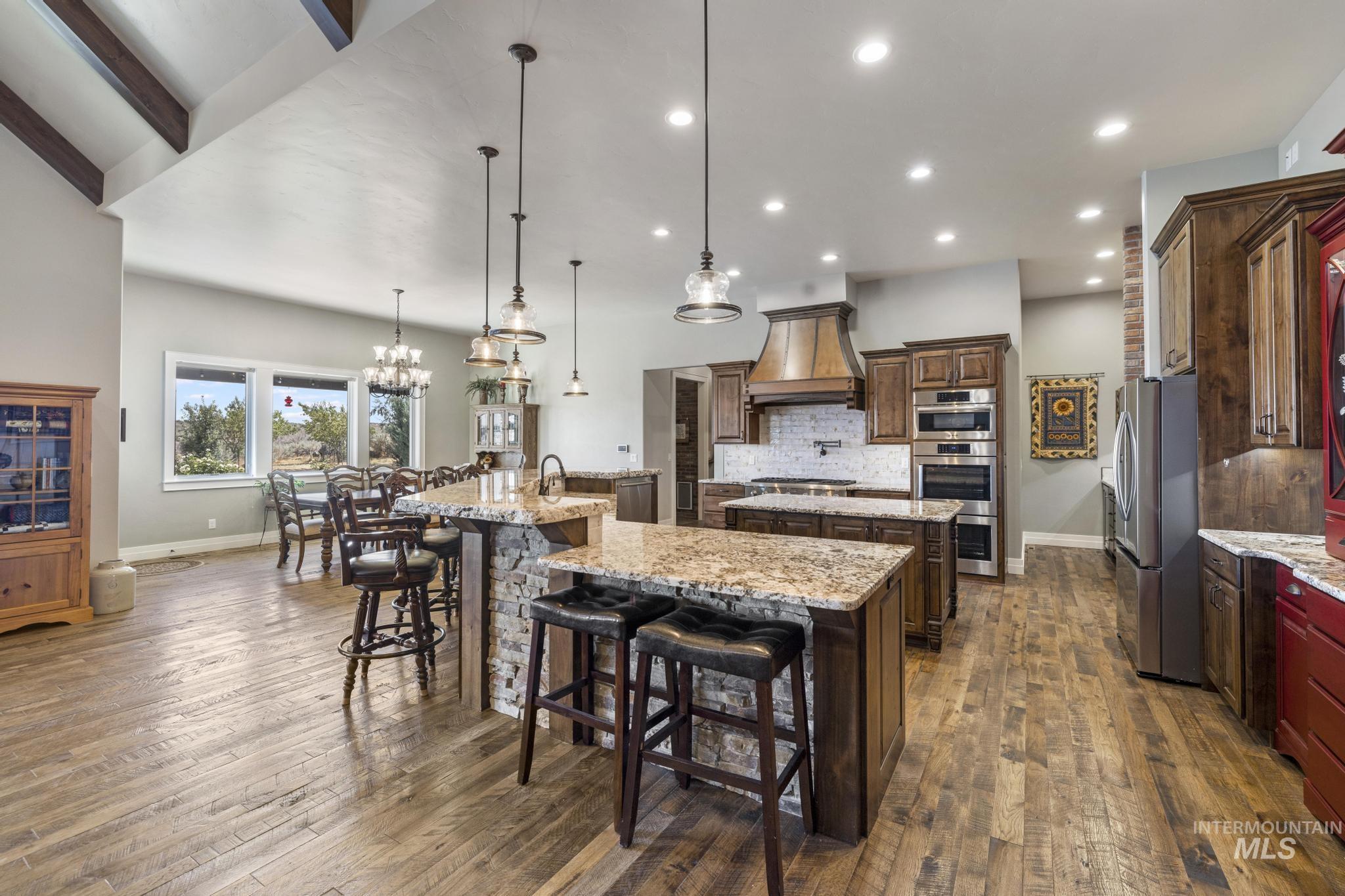 3586 E 4000 N, Kimberly, Idaho 83341, 3 Bedrooms, 5 Bathrooms, Residential For Sale, Price $2,850,000, 98998952