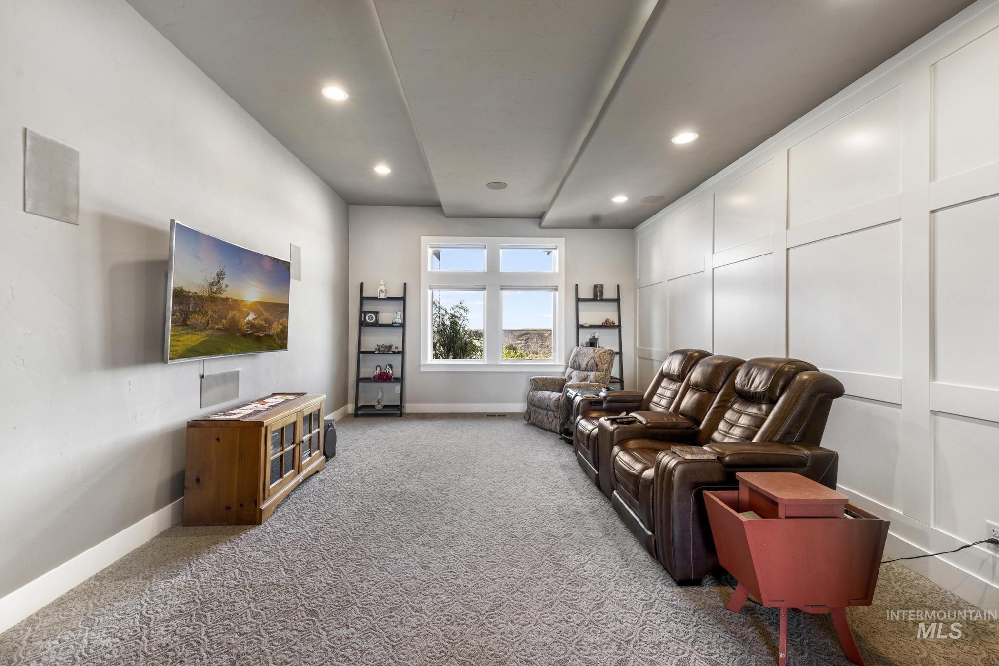 3586 E 4000 N, Kimberly, Idaho 83341, 3 Bedrooms, 5 Bathrooms, Residential For Sale, Price $2,850,000, 98998952