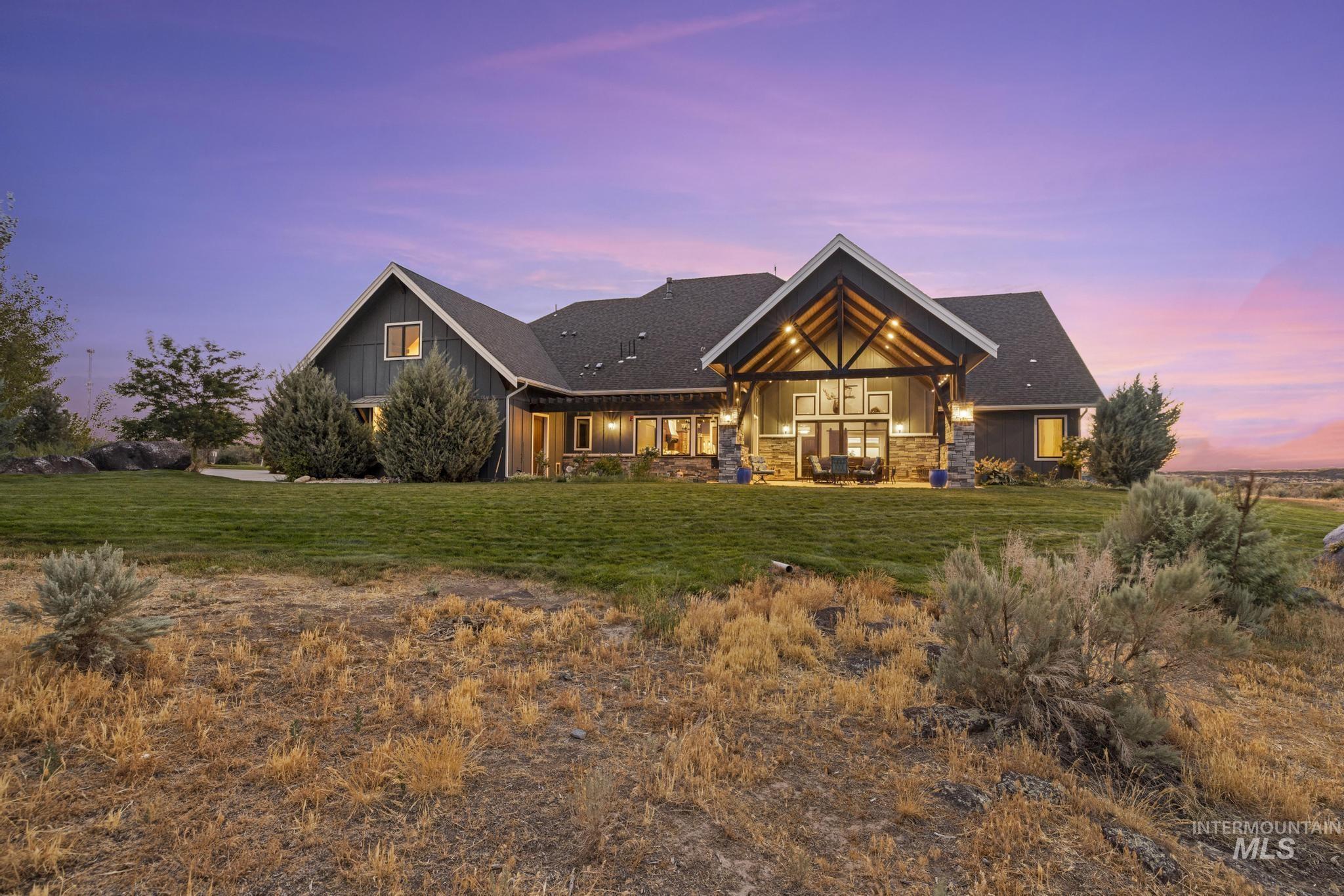 3586 E 4000 N, Kimberly, Idaho 83341, 3 Bedrooms, 5 Bathrooms, Residential For Sale, Price $2,850,000, 98998952