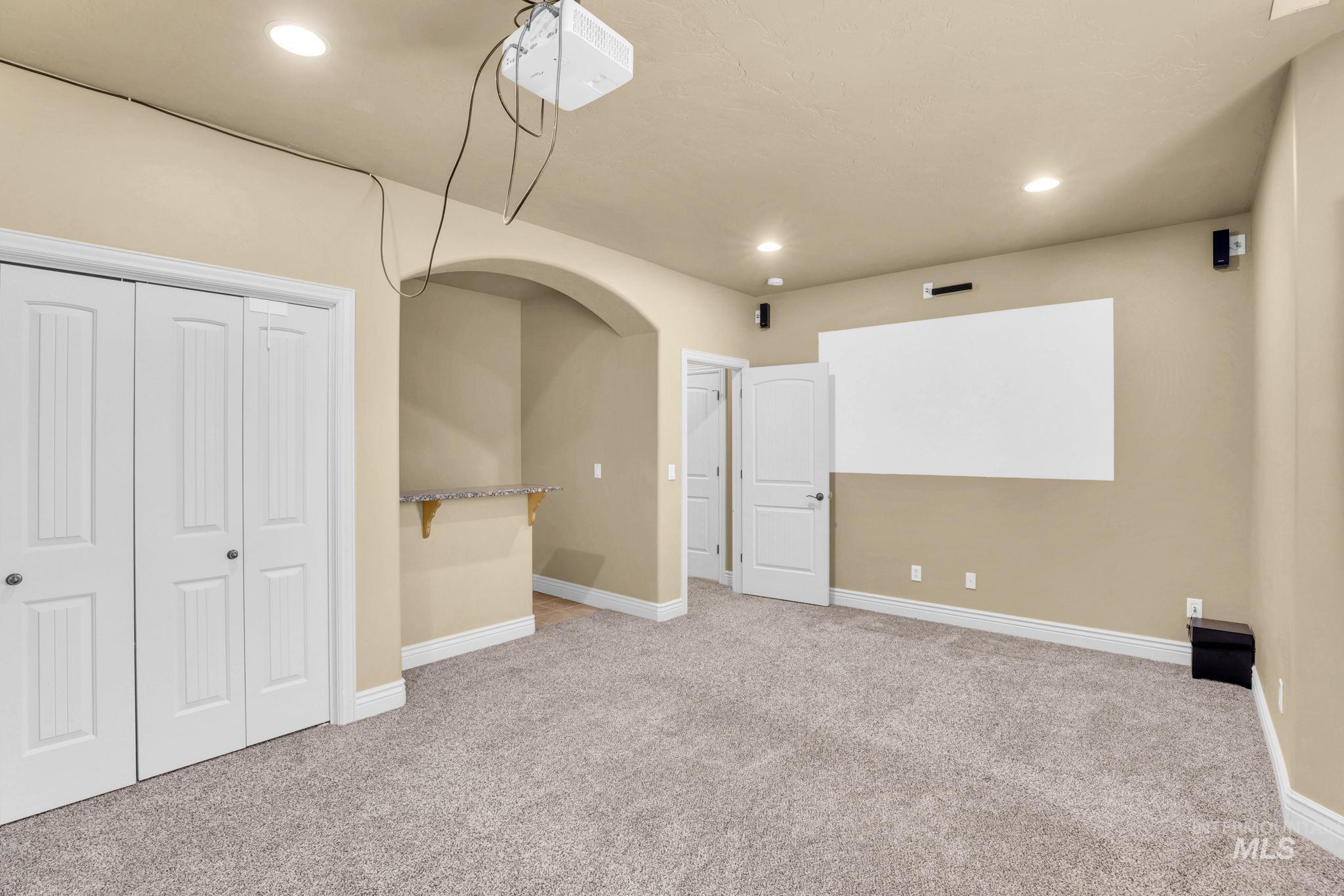 9585 W Canford Dr, Boise, Idaho 83709, 5 Bedrooms, 2.5 Bathrooms, Residential For Sale, Price $534,900, 98998957
