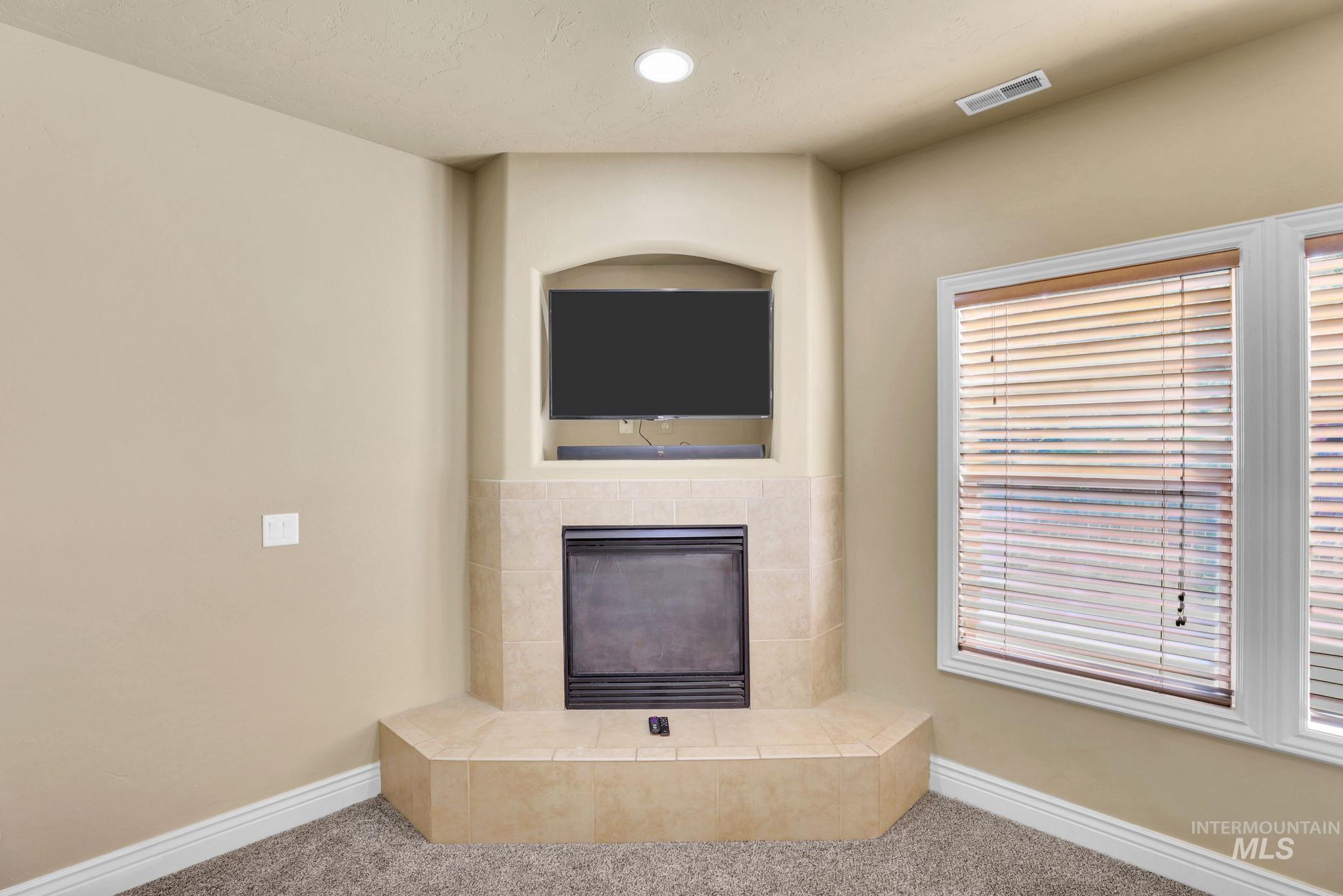 9585 W Canford Dr, Boise, Idaho 83709, 5 Bedrooms, 2.5 Bathrooms, Residential For Sale, Price $534,900, 98998957