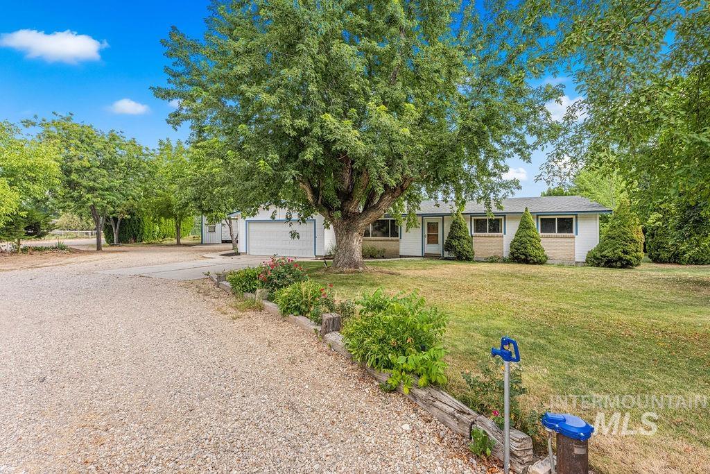 10950 W Netherland Drive, Boise, Idaho 83709, 4 Bedrooms, 2 Bathrooms, Residential For Sale, Price $630,000,MLS 98998959