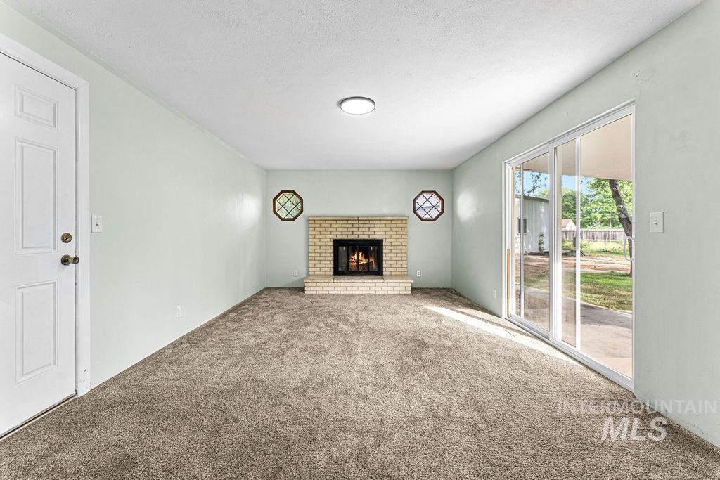 10950 W Netherland Drive, Boise, Idaho 83709, 4 Bedrooms, 2 Bathrooms, Residential For Sale, Price $630,000,MLS 98998959