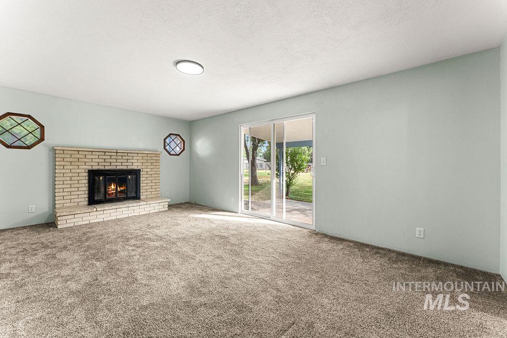 10950 W Netherland Drive, Boise, Idaho 83709, 4 Bedrooms, 2 Bathrooms, Residential For Sale, Price $630,000,MLS 98998959