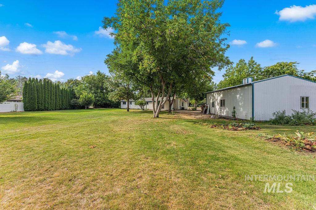 10950 W Netherland Drive, Boise, Idaho 83709, 4 Bedrooms, 2 Bathrooms, Residential For Sale, Price $630,000,MLS 98998959