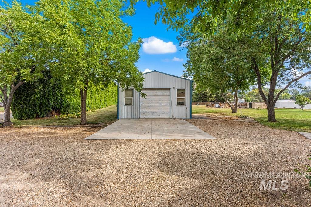 10950 W Netherland Drive, Boise, Idaho 83709, 4 Bedrooms, 2 Bathrooms, Residential For Sale, Price $630,000,MLS 98998959