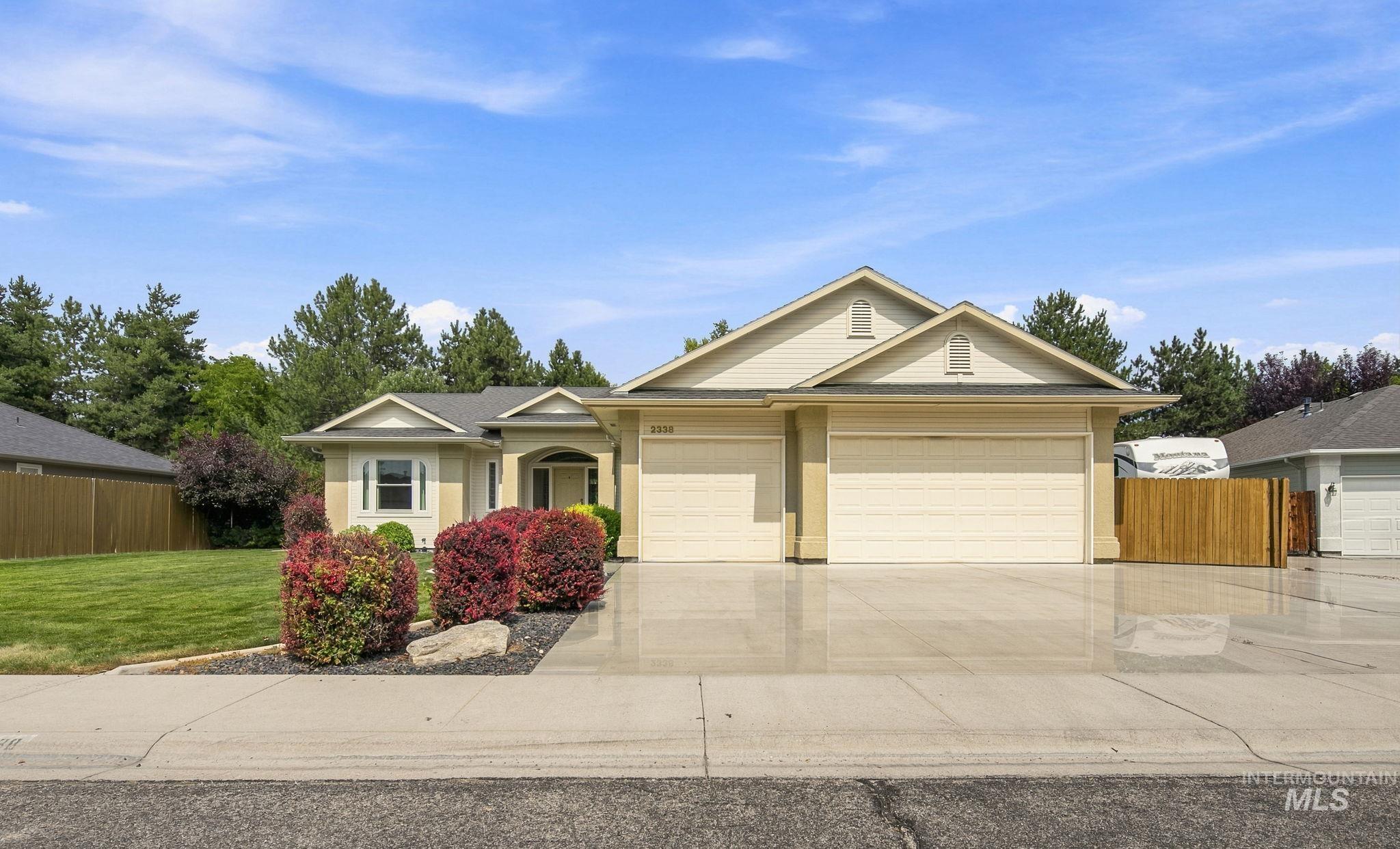 2338 E Poppy Hills, Eagle, Idaho 83616, 3 Bedrooms, 2 Bathrooms, Residential For Sale, Price $515,000, 98998960