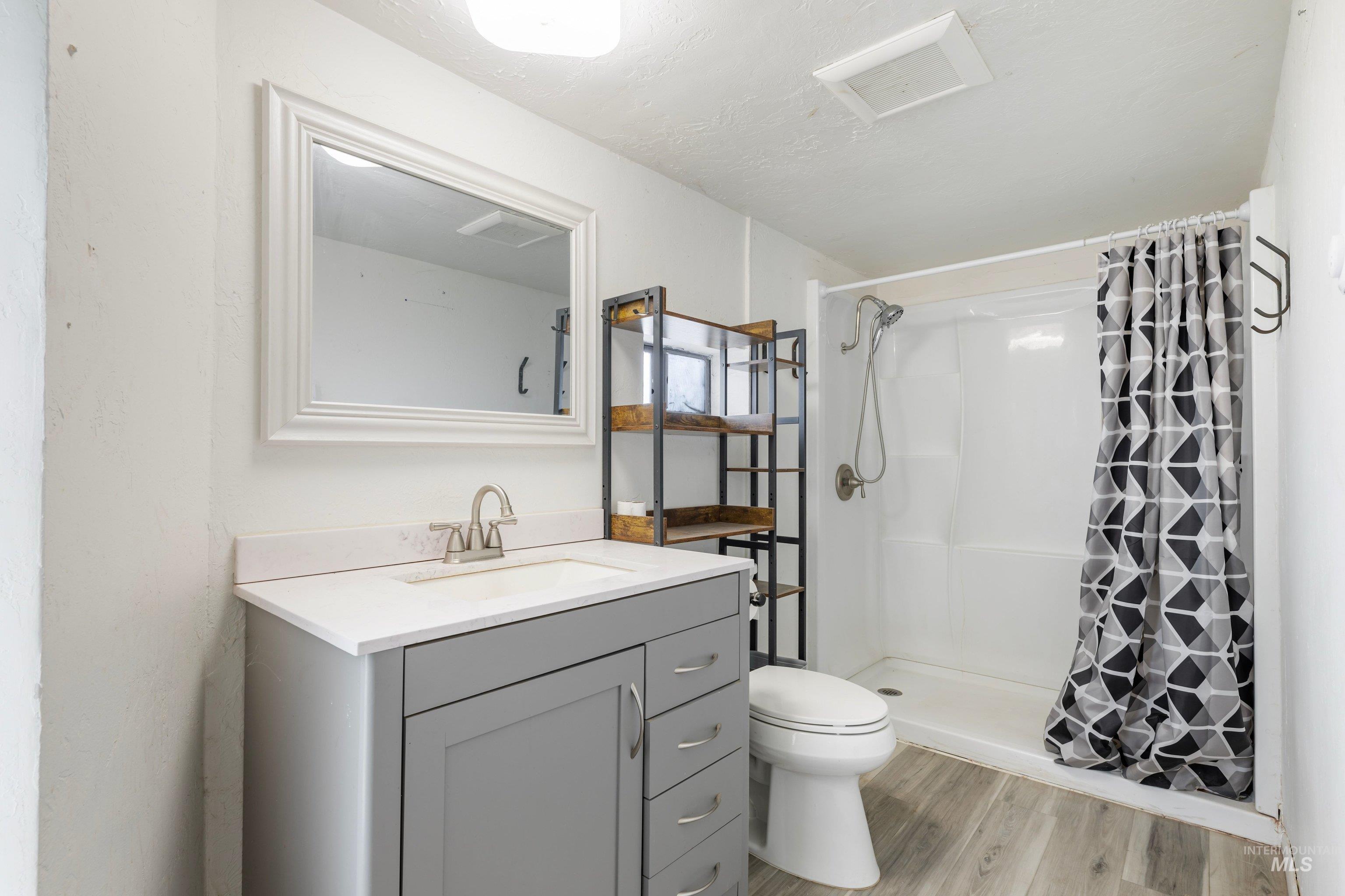 1020 Locker Ave, Parma, Idaho 83660, 2 Bedrooms, 1 Bathroom, Residential For Sale, Price $415,000,MLS 98998962